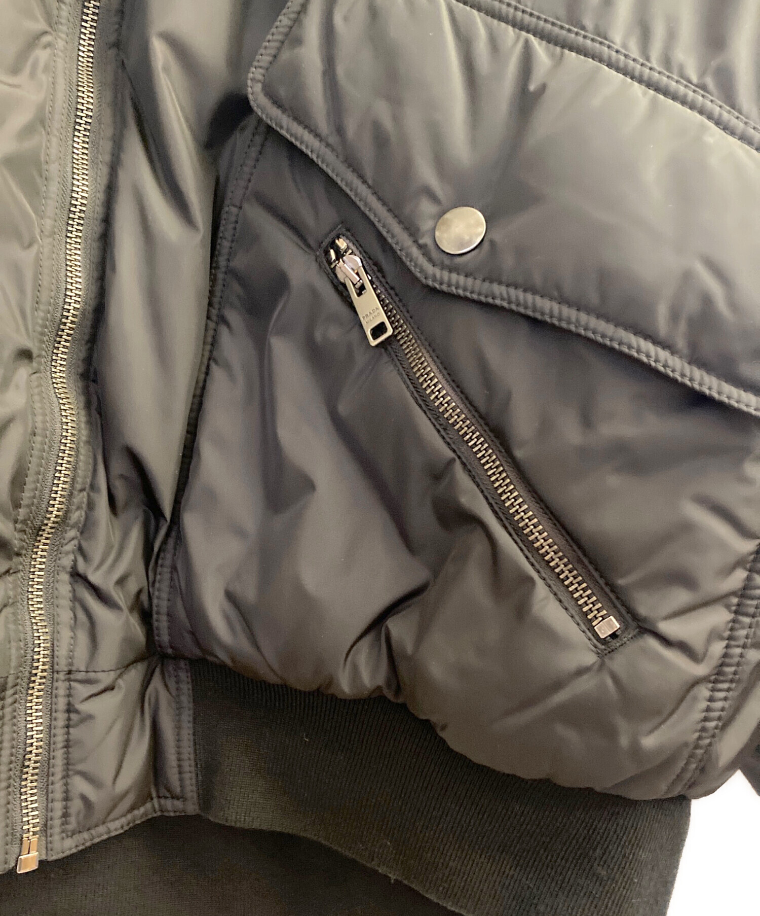 中古・古着通販】PRADA (プラダ) ロゴプレートダウンジャケット