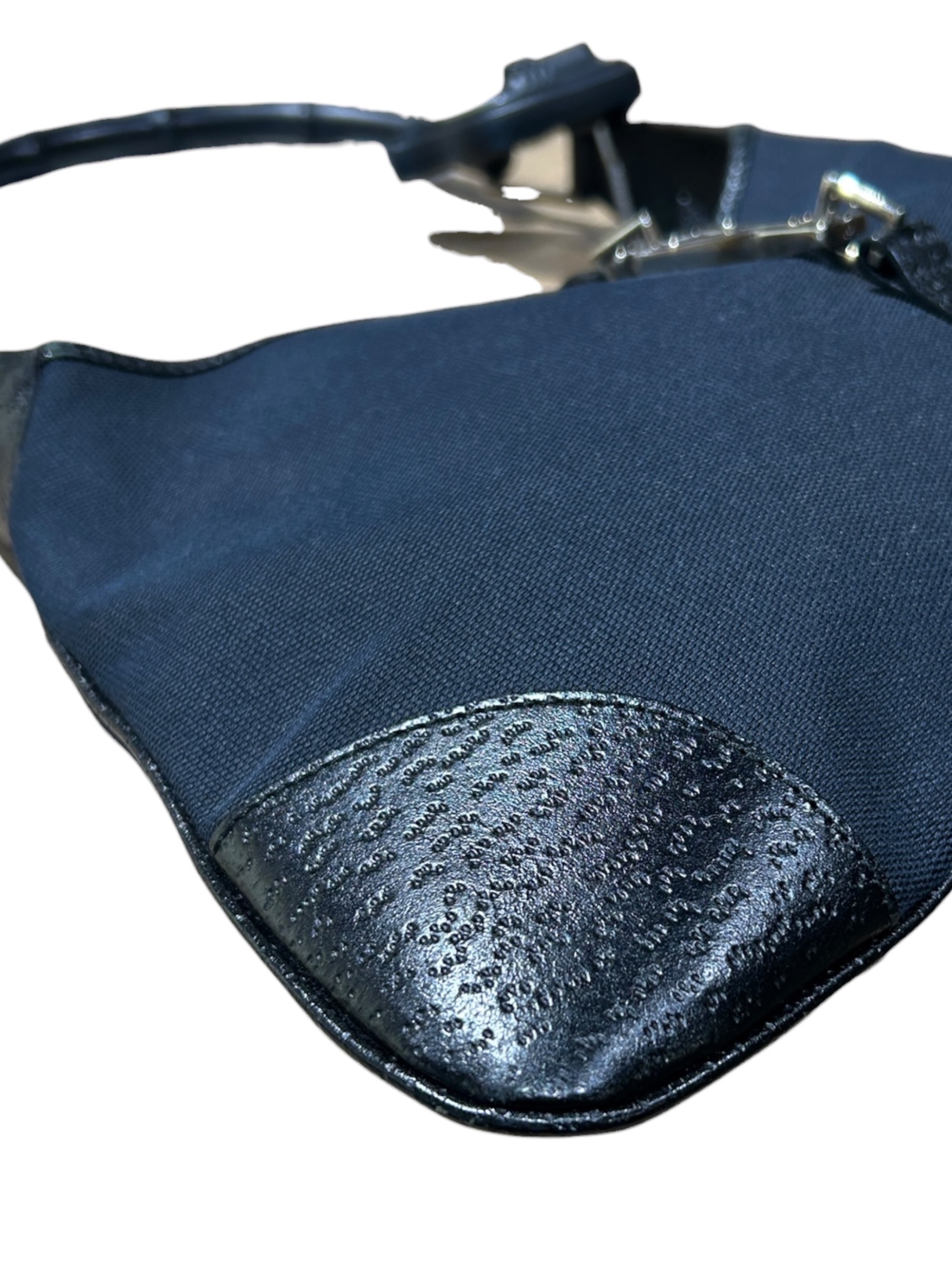 中古・古着通販】GUCCI (グッチ) ワンショルダーバッグ/001 4060
