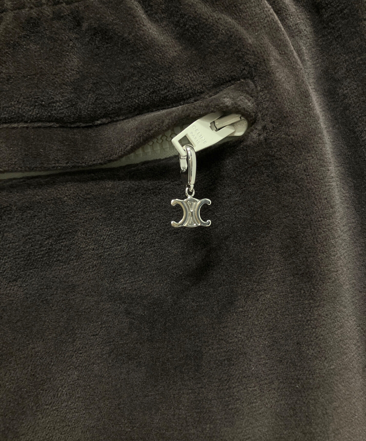 中古・古着通販】CELINE (セリーヌ) ベロアトラックパンツ ブラウン