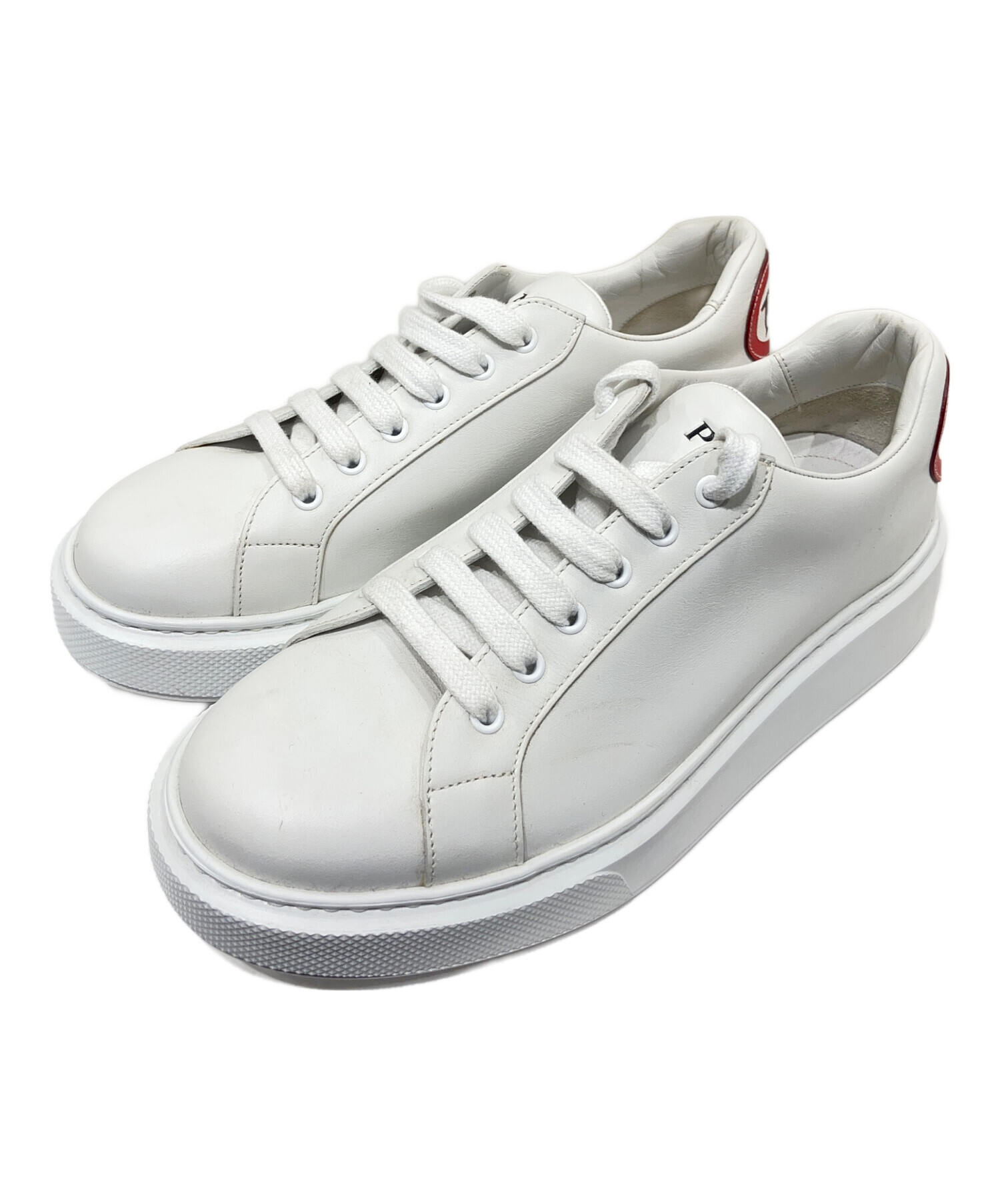 中古・古着通販】PRADA (プラダ) ハートロゴパッチスニーカー/RFID対応