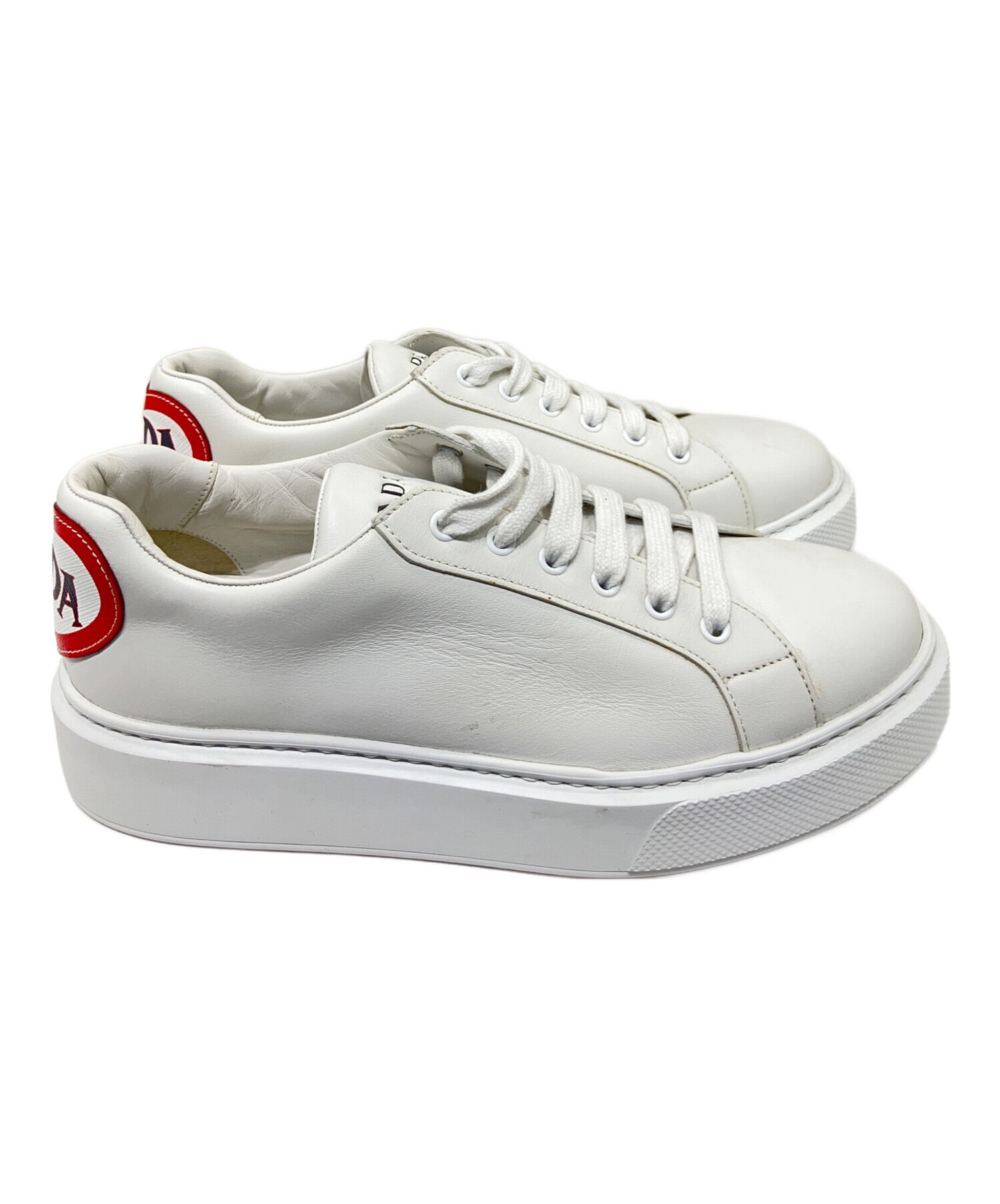 中古・古着通販】PRADA (プラダ) ハートロゴパッチスニーカー/RFID対応