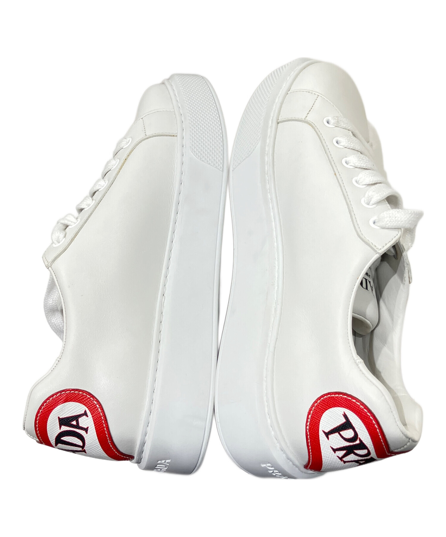 中古・古着通販】PRADA (プラダ) ハートロゴパッチスニーカー/RFID対応