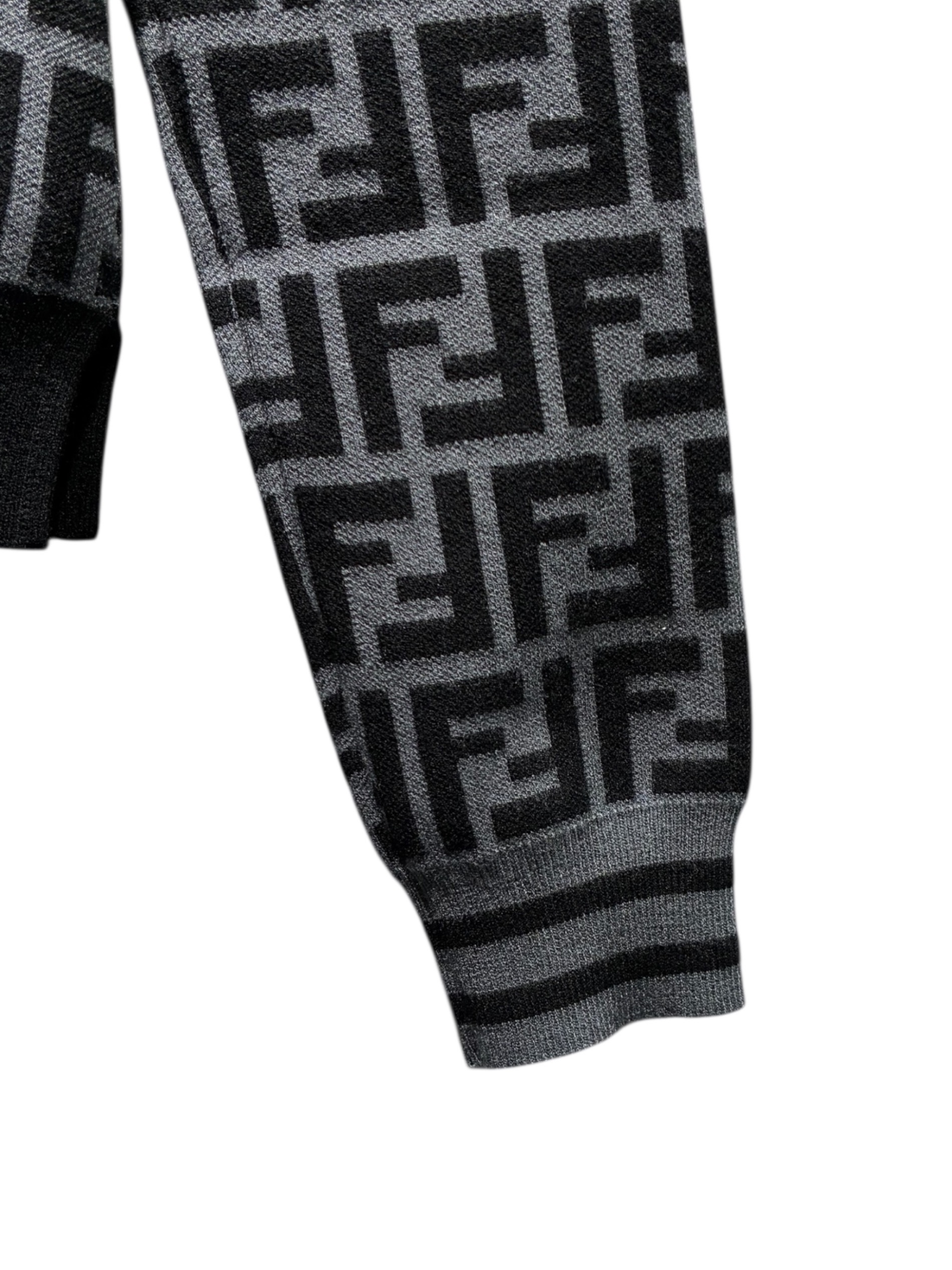 中古・古着通販】FENDI (フェンディ) ズッカニット グレー サイズ:36 