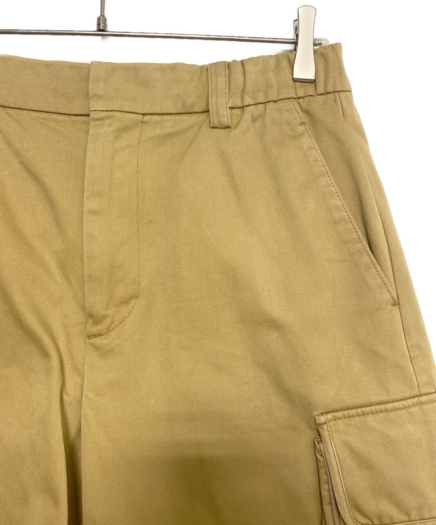 中古・古着通販】PRADA (プラダ) Bermuda cargo shorts ベージュ