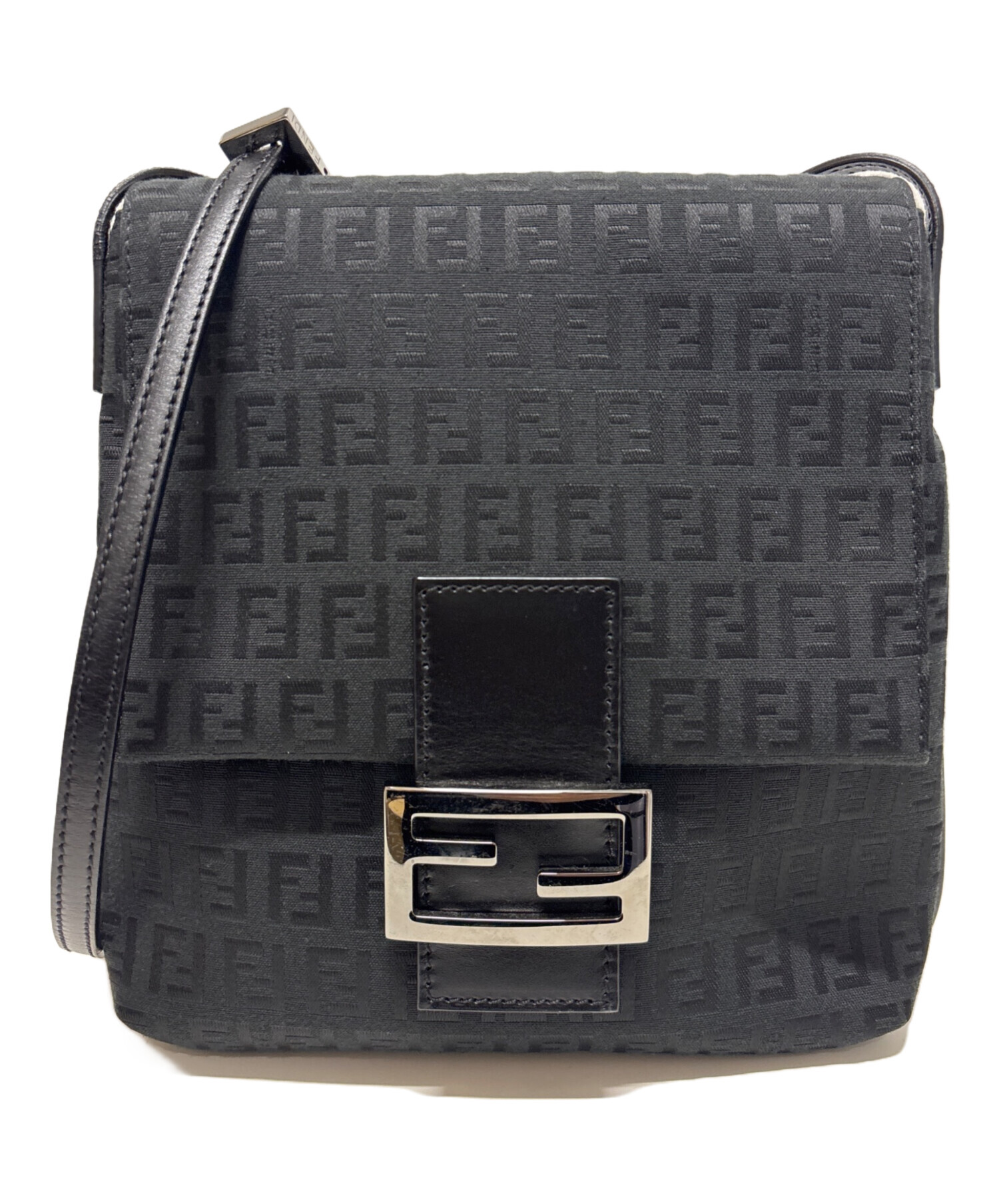 中古・古着通販】FENDI (フェンディ) ショルダーバッグ ブラック