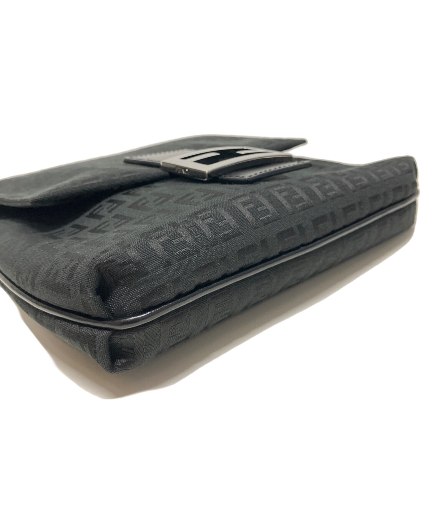 中古・古着通販】FENDI (フェンディ) ショルダーバッグ ブラック