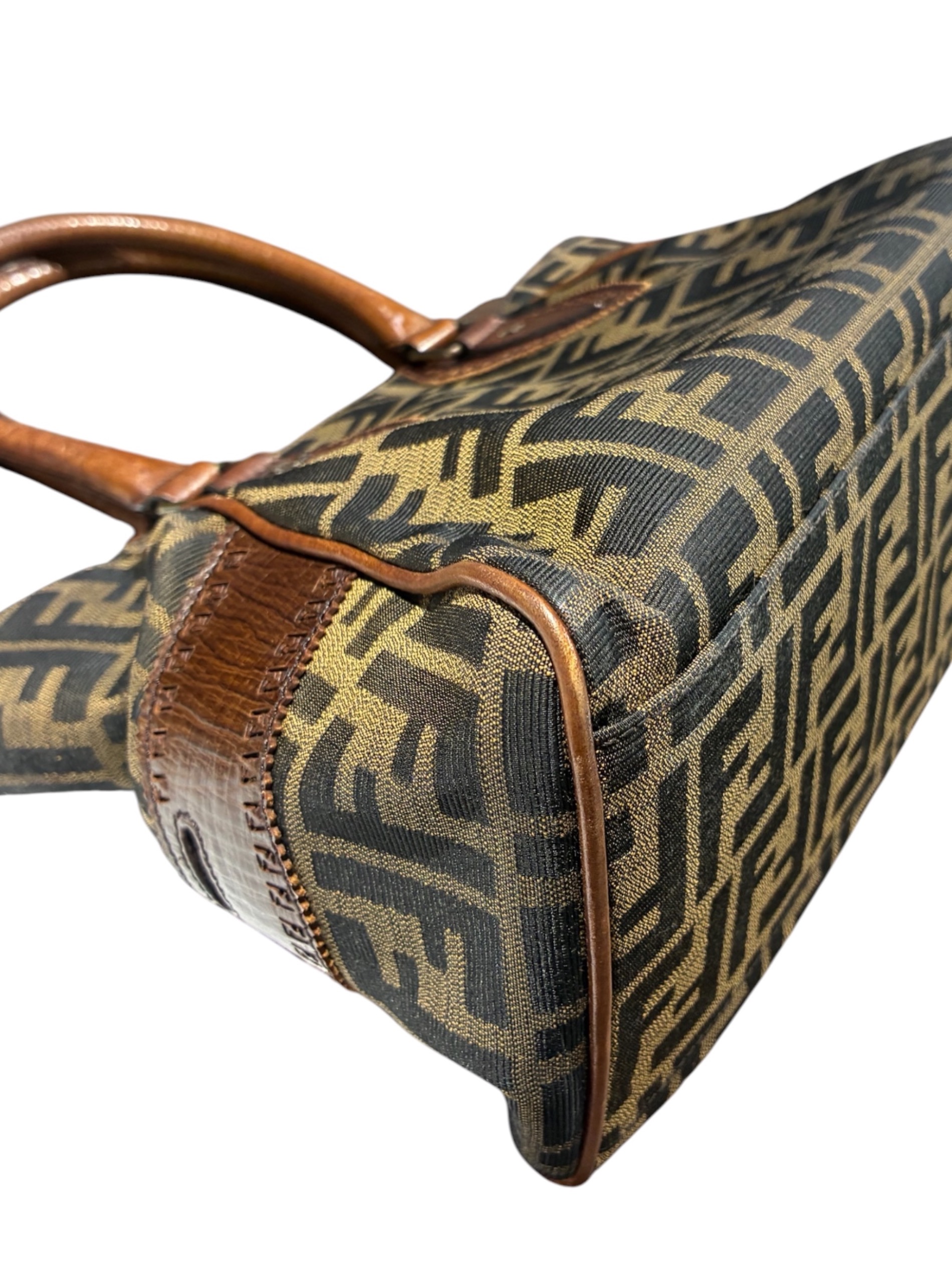 中古・古着通販】FENDI (フェンディ) ハンドバッグ/8BN157 ブラウン