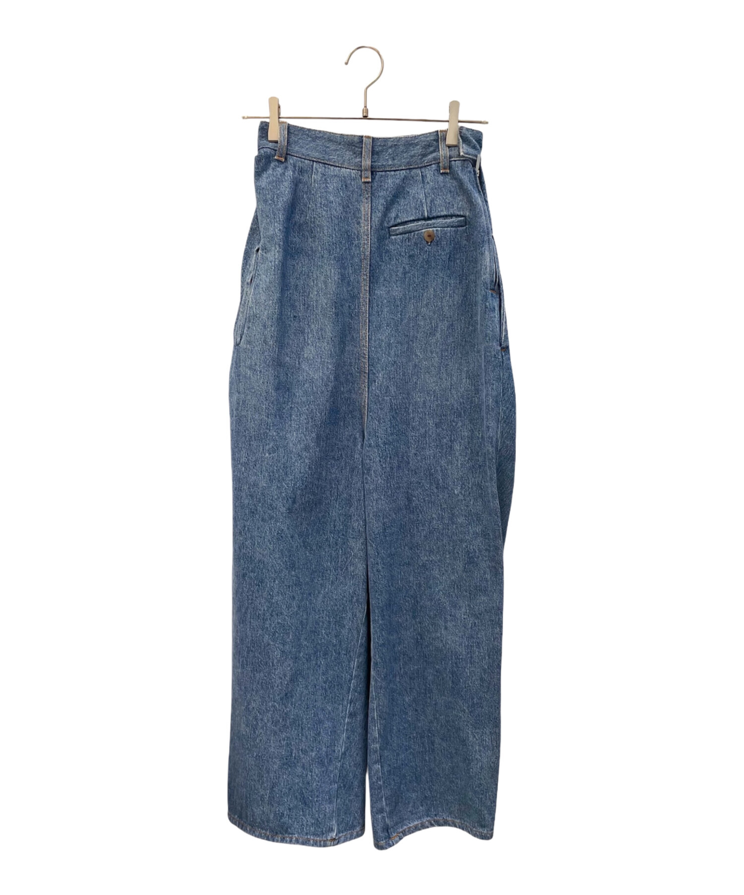 中古・古着通販】LOEWE (ロエベ) ドレープデニムパンツ インディゴ 中古・古着通販】LOEWE (ロエベ) ドレープデニムパンツ インディゴ