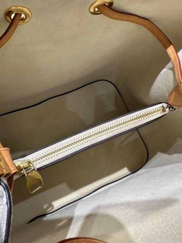 ルイヴィトン LOUIS VUITTON ネオノエ N41066 ダミエアズール サマートランク カバン 2WAYバッグ 斜め掛け 巾着 ばけつ型 ショルダーバッグ ダミエアズールキャンバス ホワイト LOUIS VUITTON - ルイヴィトン LOUIS VUITTON ネオノエ N41066 ダミエ