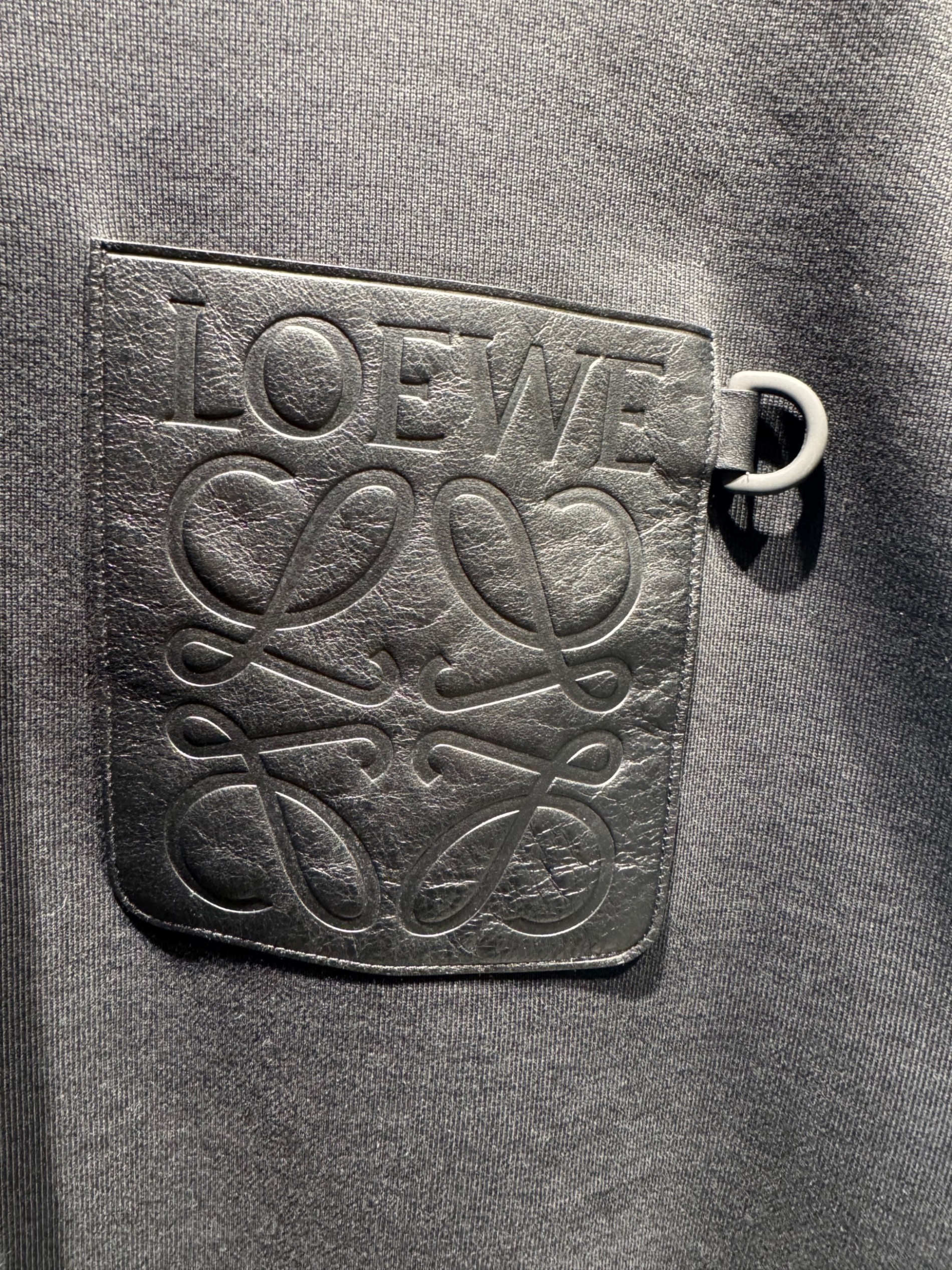中古・古着通販】LOEWE (ロエベ) レザーパッチアナグラムパーカー
