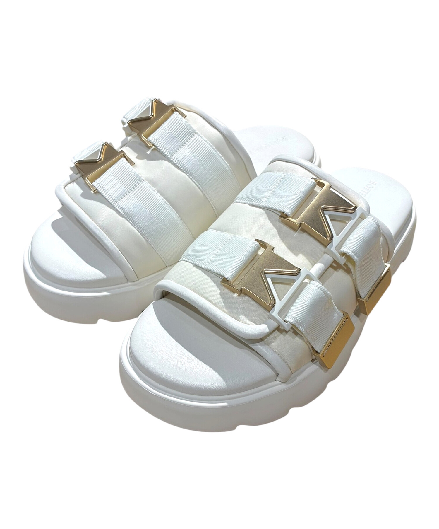 中古・古着通販】BOTTEGA VENETA (ボッテガベネタ) サンダル ベージュ