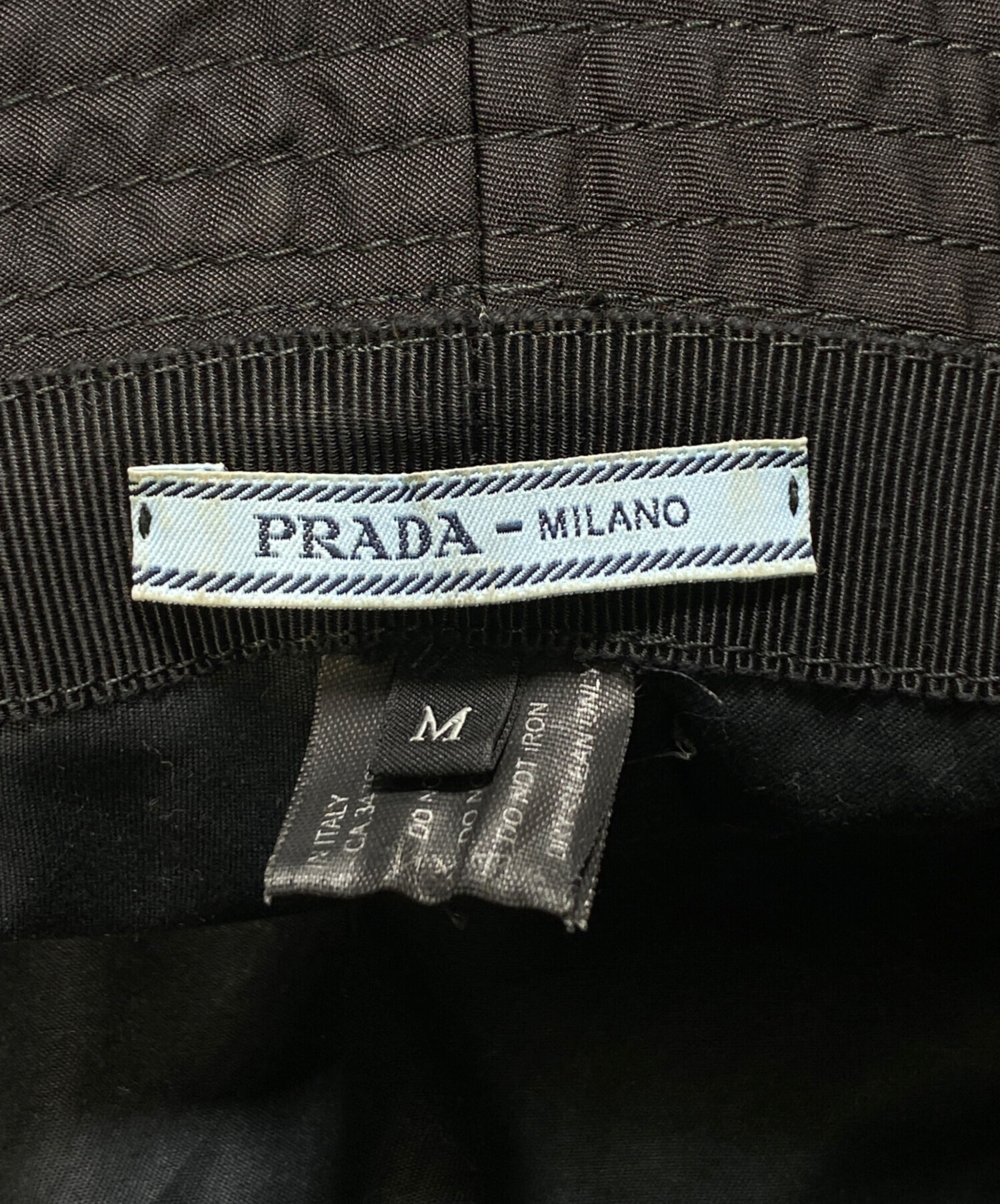 中古・古着通販】PRADA (プラダ) ロゴプレートナイロンハット ブラック