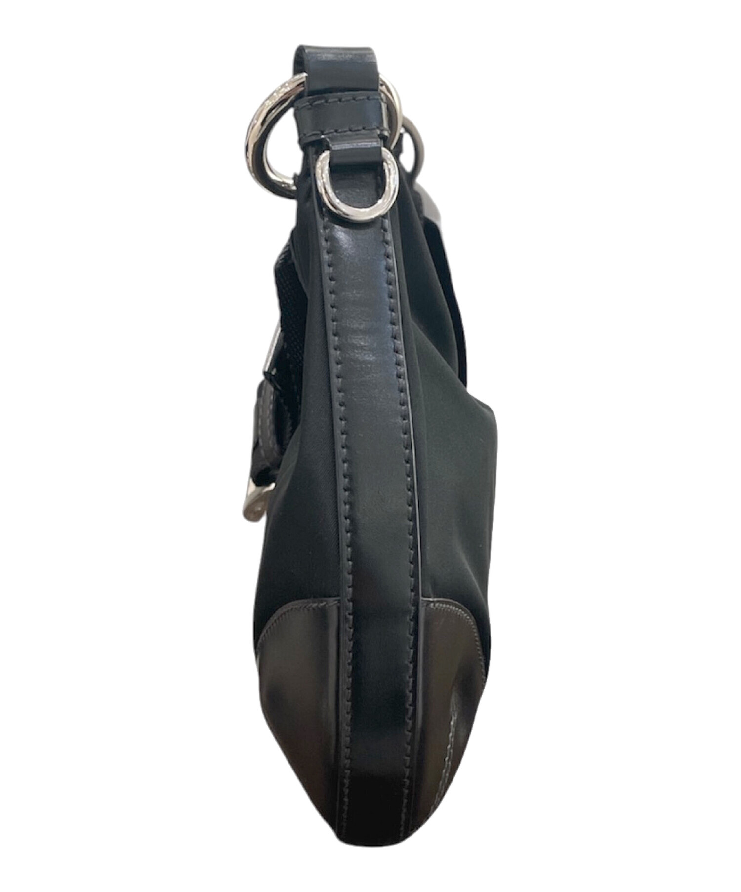 中古・古着通販】PRADA (プラダ) トライアングルプレート ワン