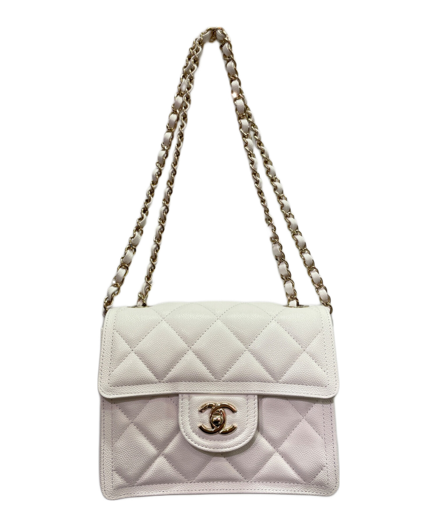 CHANEL ホワイト ミニバッグ 中古・古着通販】CHANEL (シャネル) マトラッセ ミニフラップバッグ