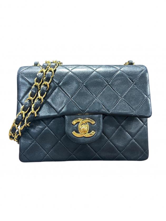 CHANEL シャネル ショルダーバッグ  紺 【古着】【中古】【送料無料】 中古・古着通販】CHANEL (シャネル) ミニマトラッセチェーンショルダー