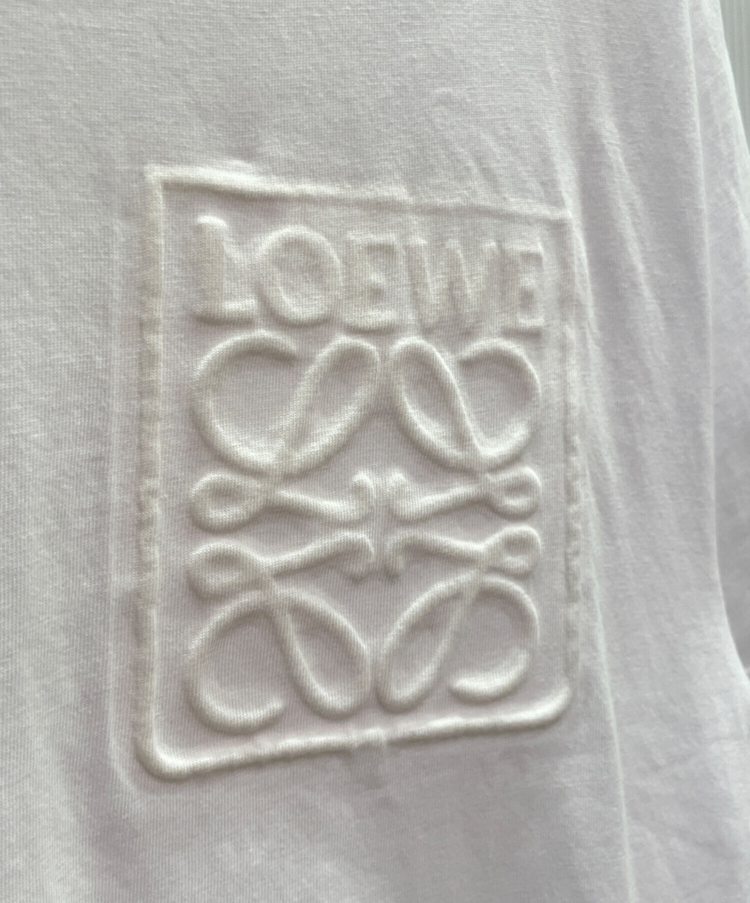 中古・古着通販】LOEWE (ロエベ) エンボスアナグラム ロゴ Tシャツ