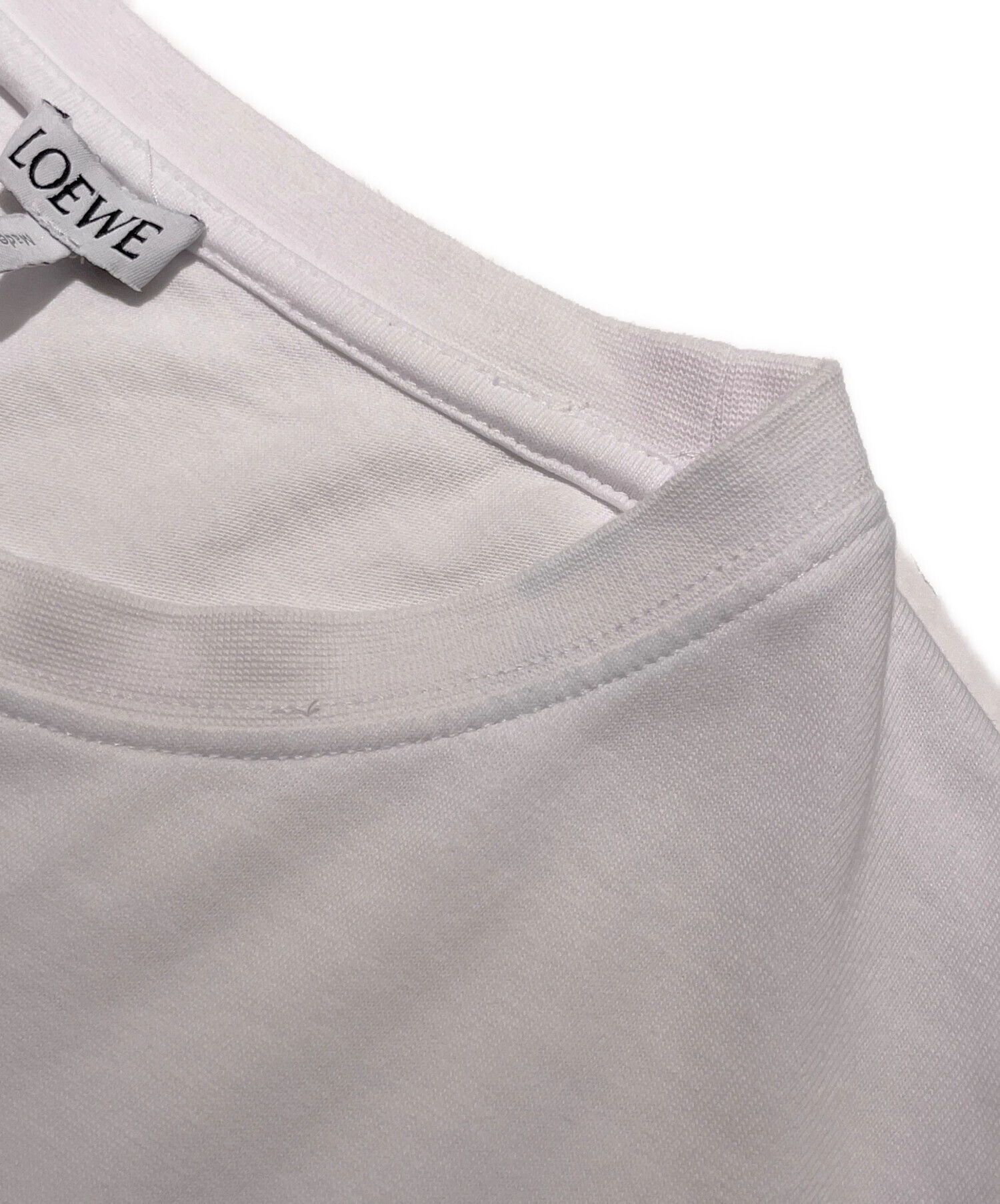 中古・古着通販】LOEWE (ロエベ) エンボスアナグラム ロゴ Tシャツ