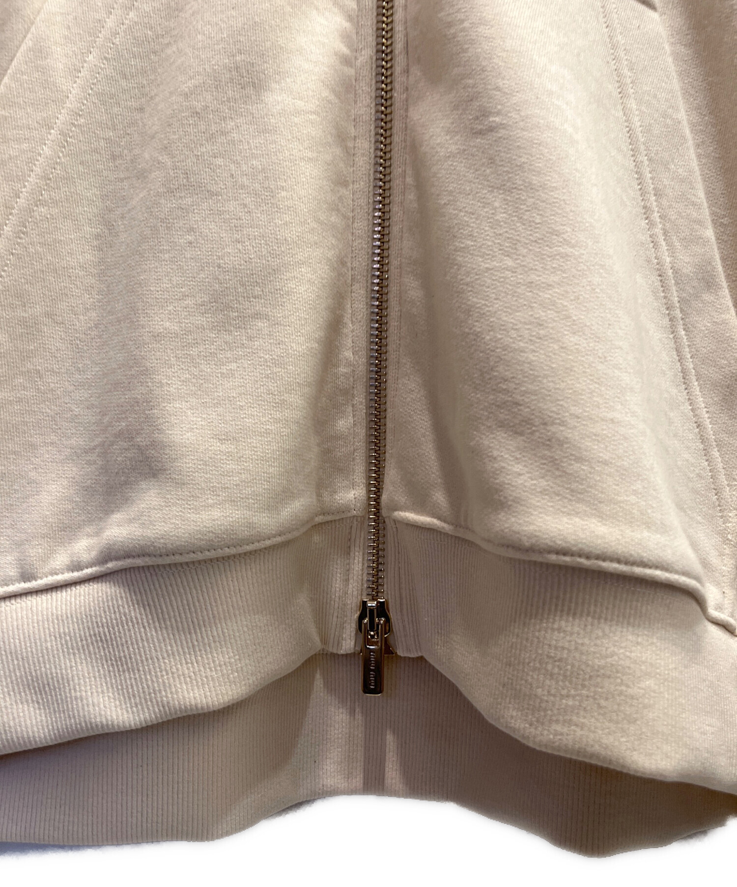 中古・古着通販】MIU MIU (ミュウミュウ) ロゴジップパーカー ホワイト