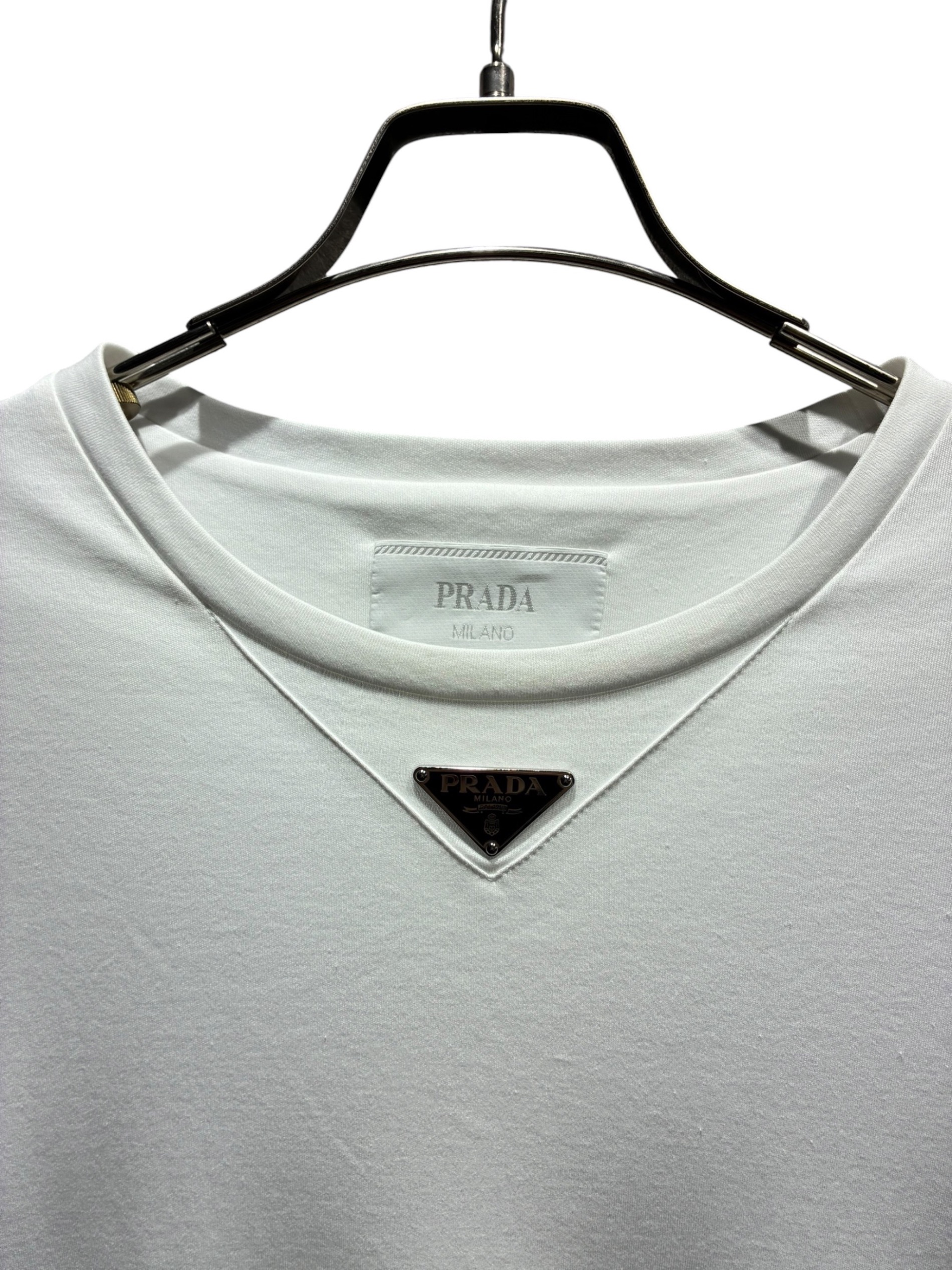 中古・古着通販】PRADA (プラダ) トライアングルロゴTシャツ ホワイト