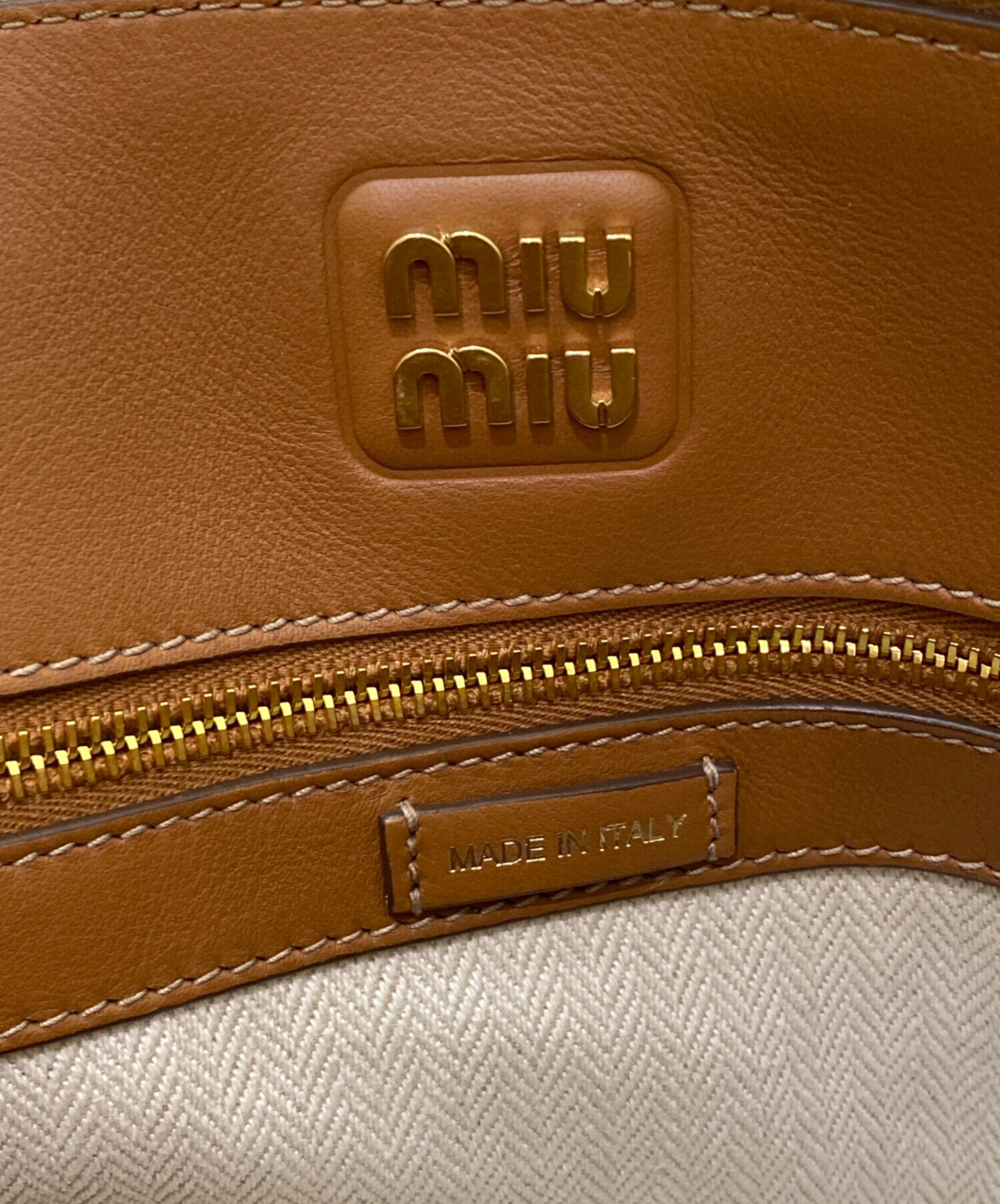 中古・古着通販】MIU MIU (ミュウミュウ) ハンドバッグ ブラウン