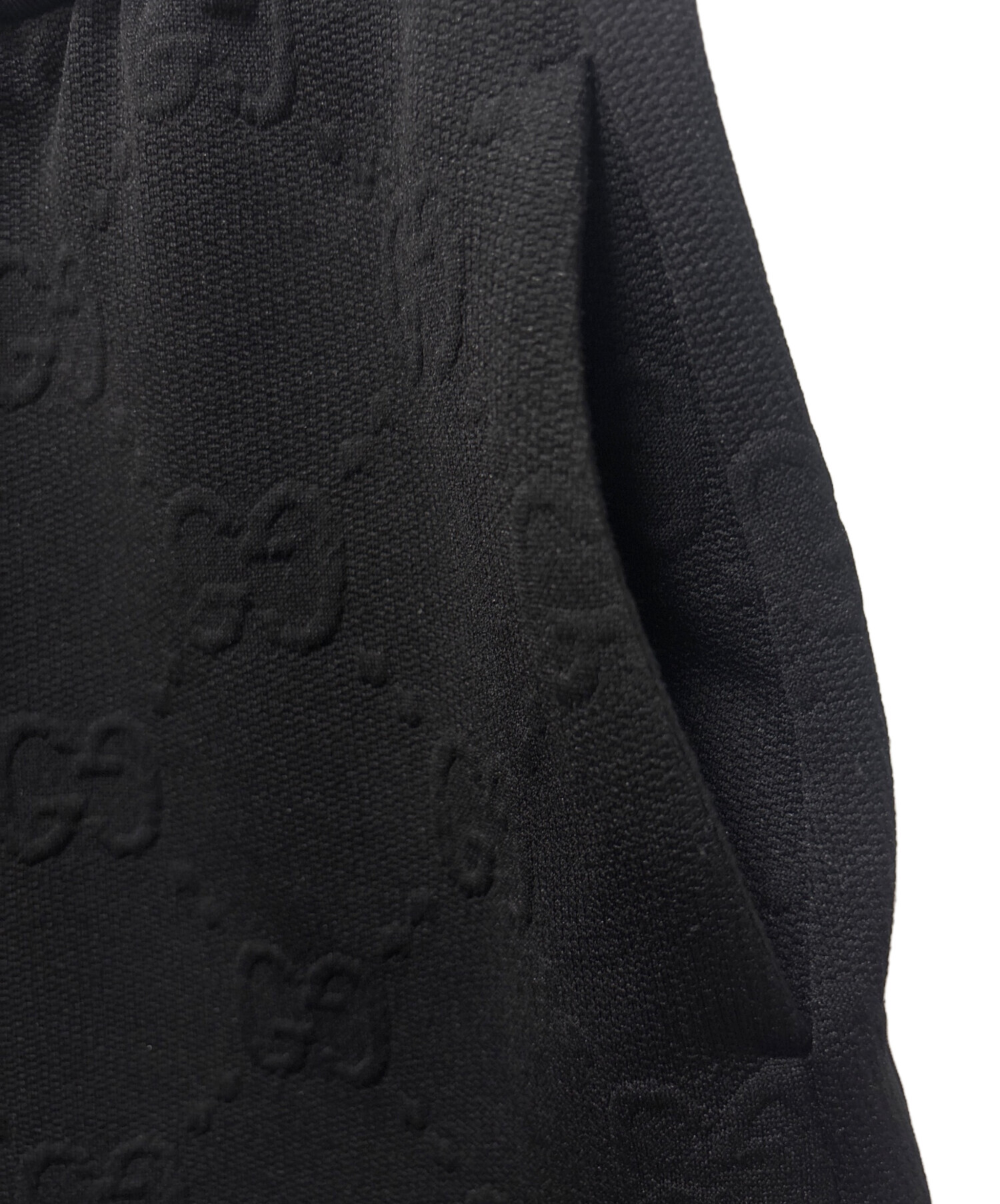 GUCCI GGロゴ エンボス ジャージー スカート ブラック 美品 中古・古着通販】GUCCI (グッチ) GGジャガードジャージースカート