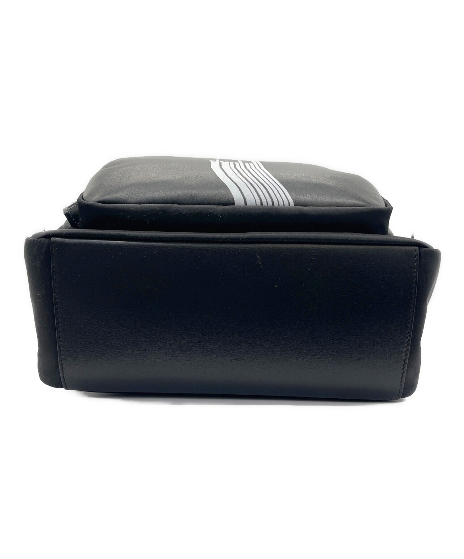 中古・古着通販】dunhill (ダンヒル) ロゴバックパック ブラック