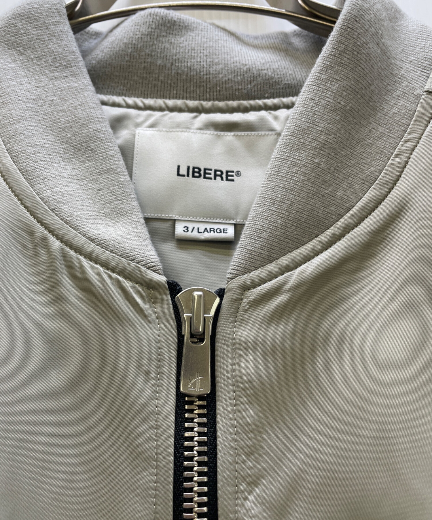 中古・古着通販】LIBERE (リベーレ) CHUCKLE MA-1 JACKET グレー