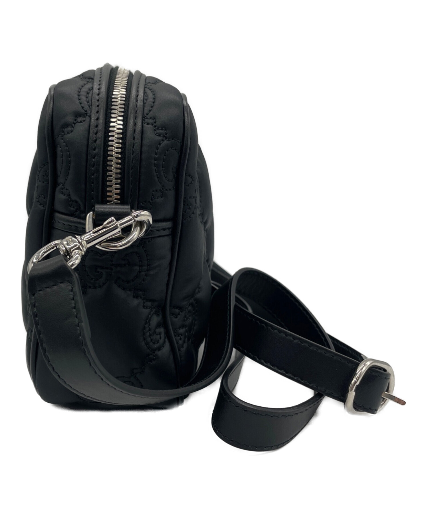 GUCCI グッチ　ナイロンバック 中古・古着通販】GUCCI (グッチ) ナイロンショルダーバッグ ブラック