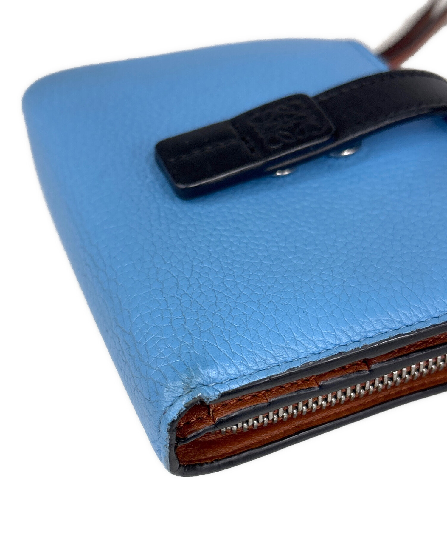 中古・古着通販】LOEWE (ロエベ) トライフォールドコンパクト 中古・古着通販】LOEWE (ロエベ) トライフォールドコンパクト