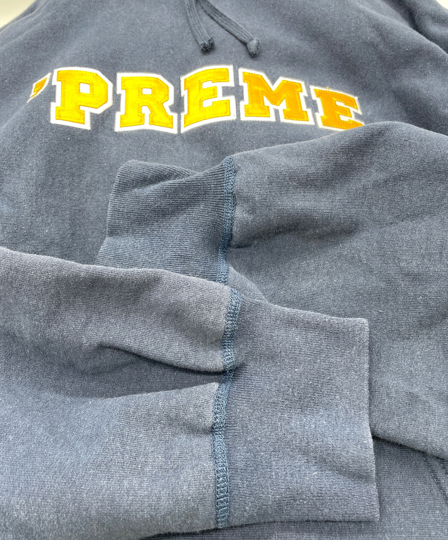 中古・古着通販】Supreme (シュプリーム) パーカー ネイビー サイズ