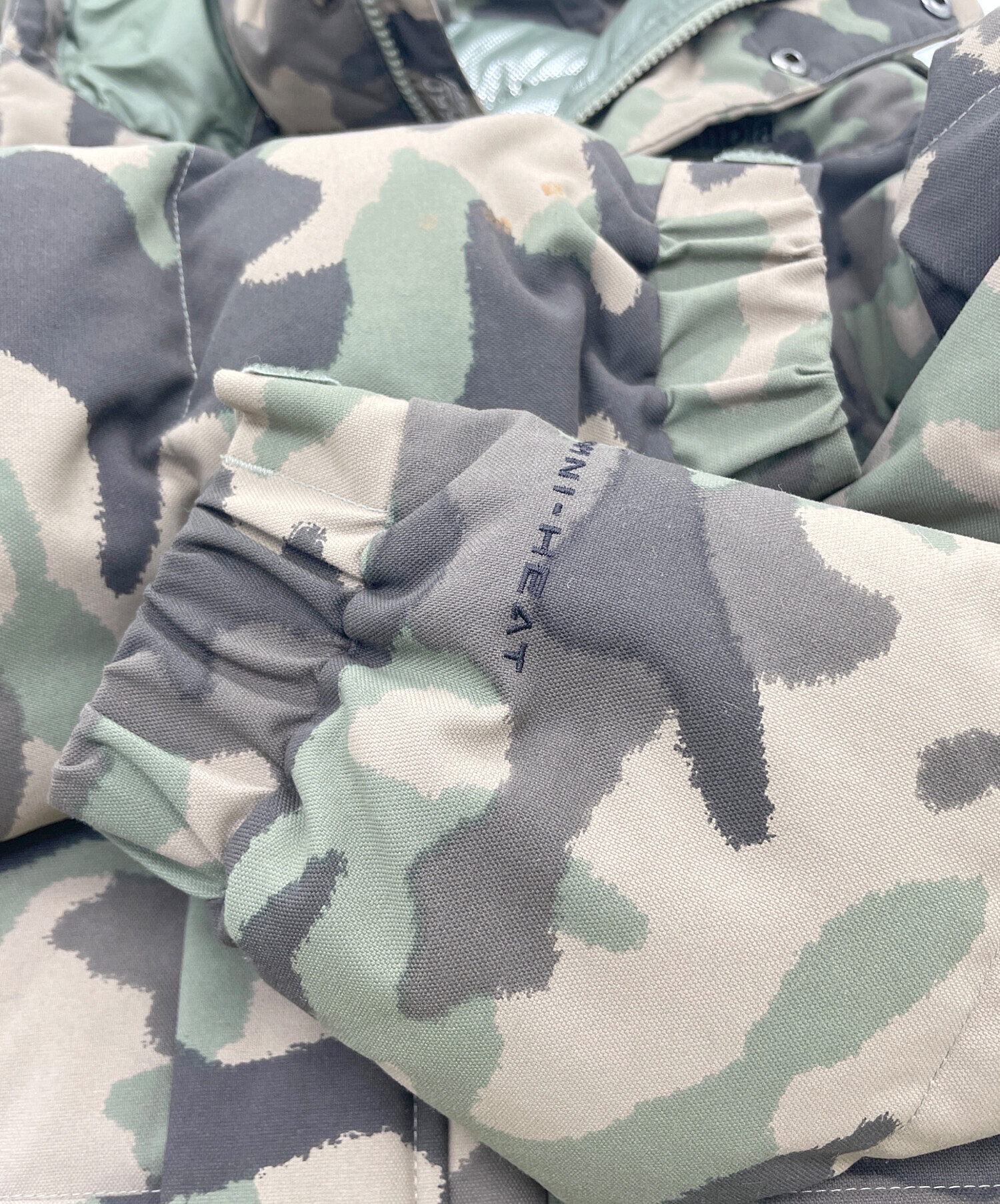 中古・古着通販】Columbia (コロンビア) ダウンジャケット オリーブ