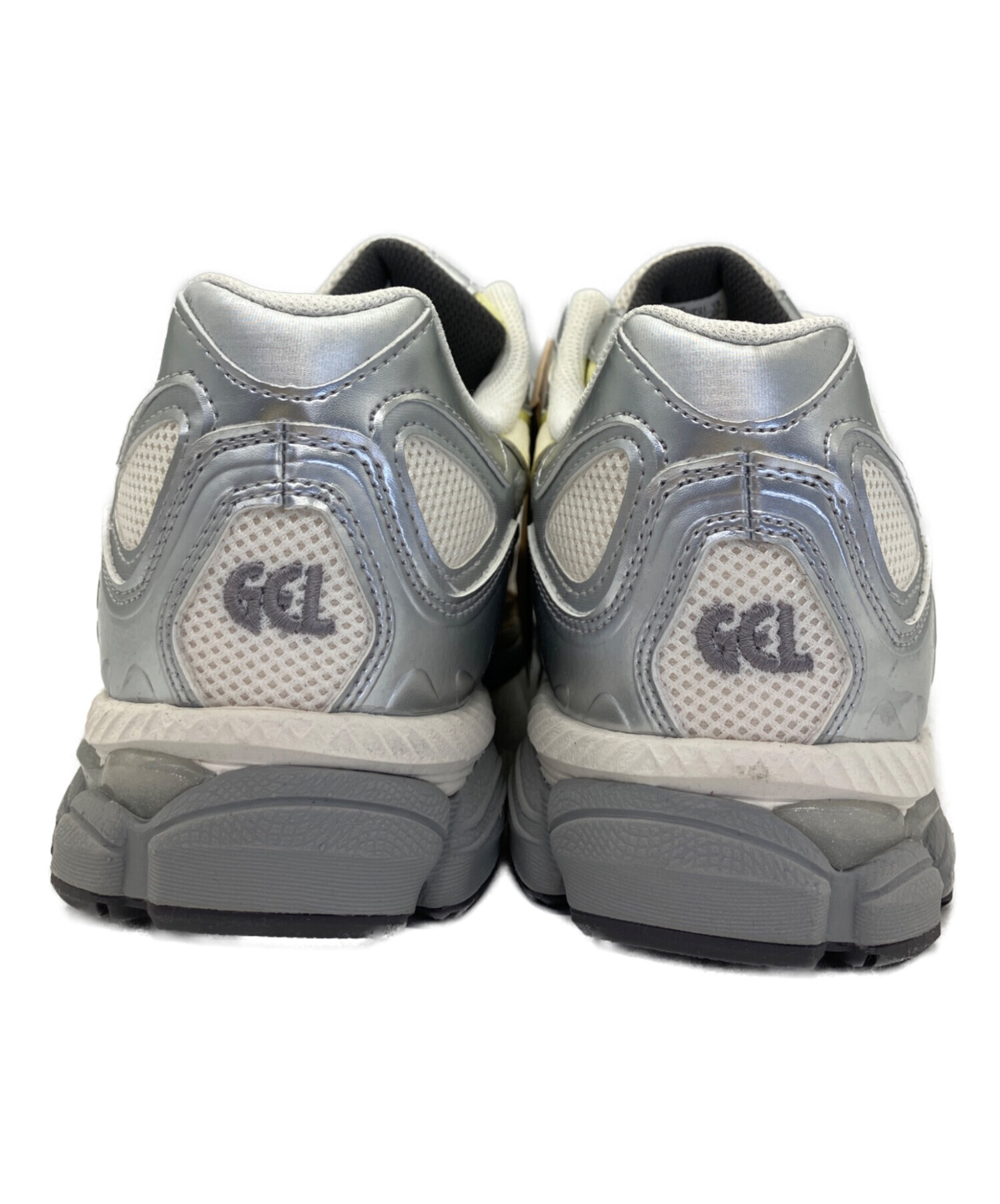 中古・古着通販】asics (アシックス) スニーカー アイボリー×シルバー
