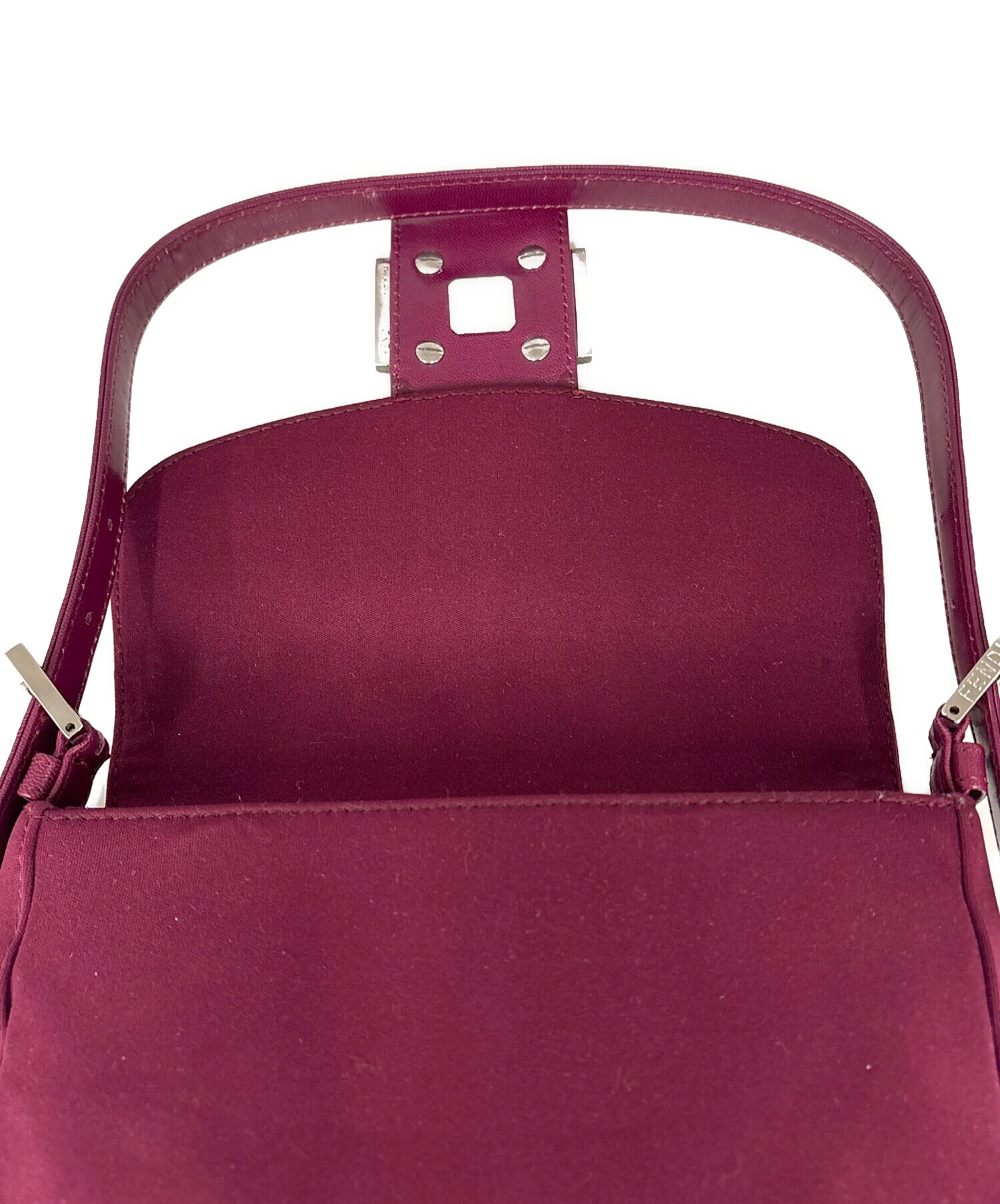 中古・古着通販】FENDI (フェンディ) ショルダーバッグ マンマバケット