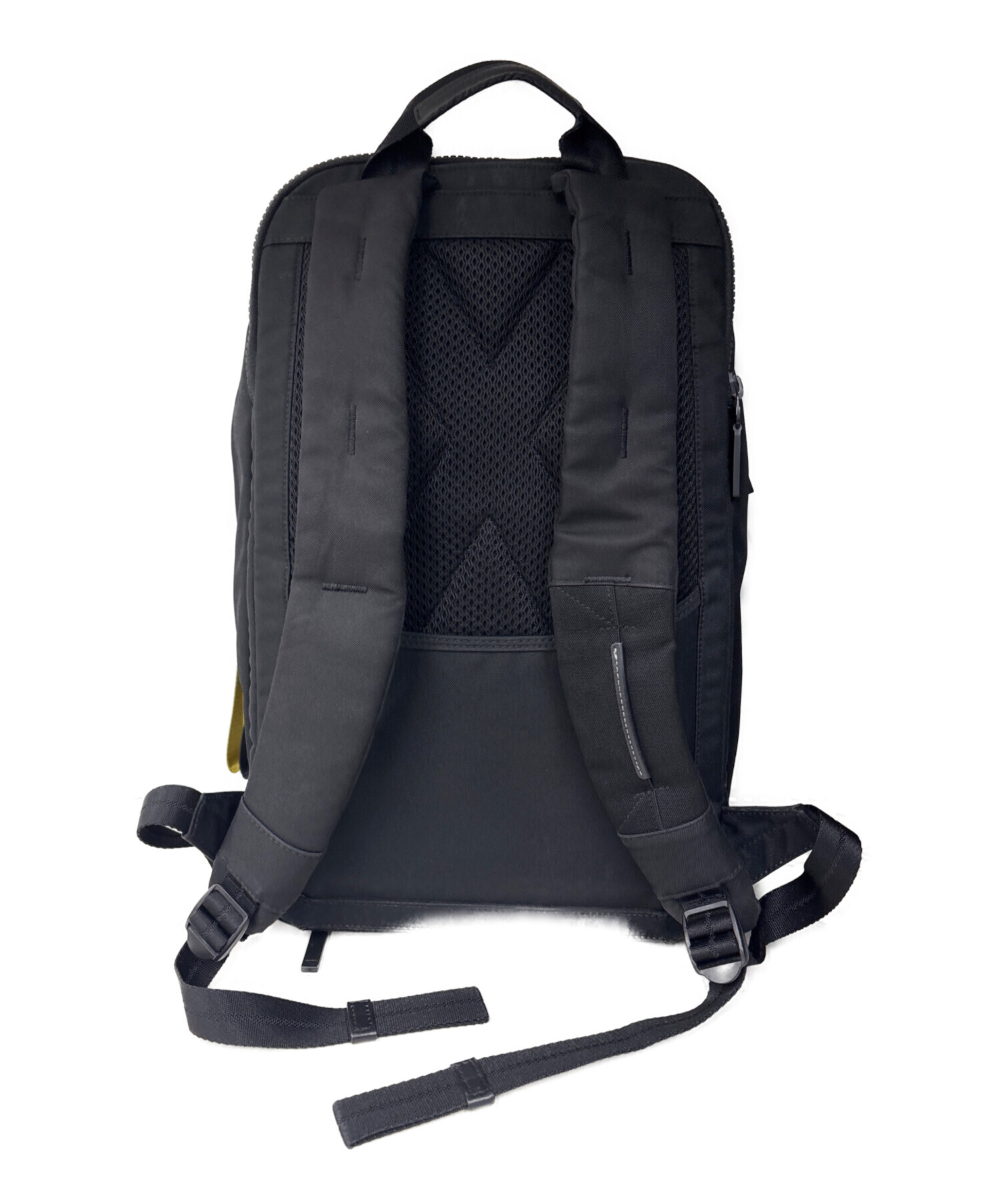 最終価格【新品同様】TUMI トゥミ　TAHOEコレクション　正規店購入 中古・古着通販】TUMI (トゥミ) リュック TAHOE フィンチ ブラック
