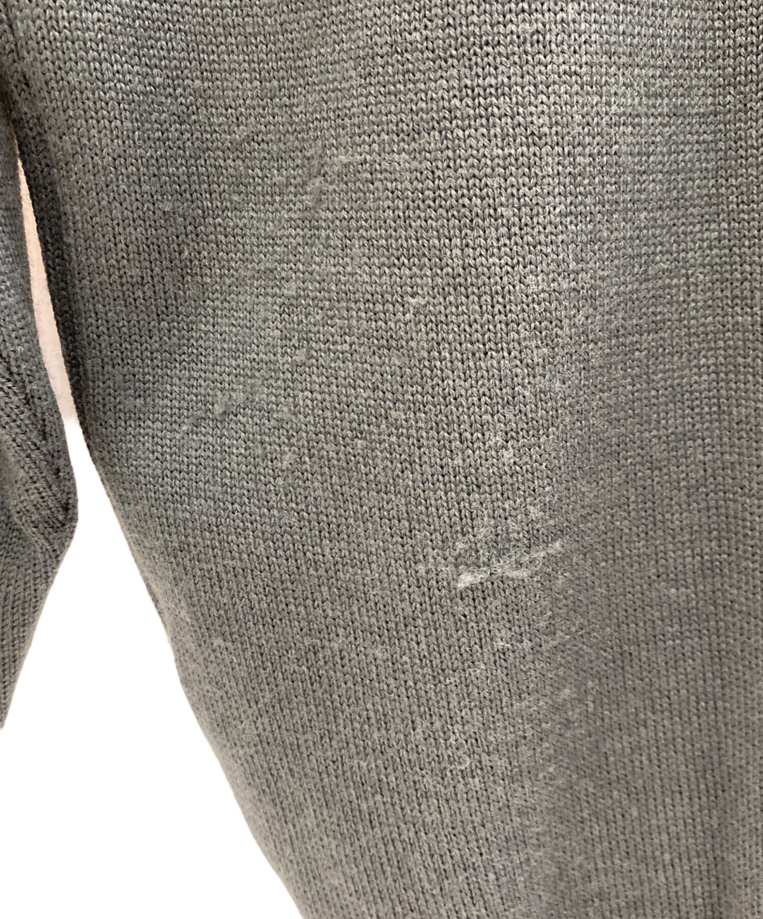 中古・古着通販】Yves Saint Laurent (イヴサンローラン) Vネック