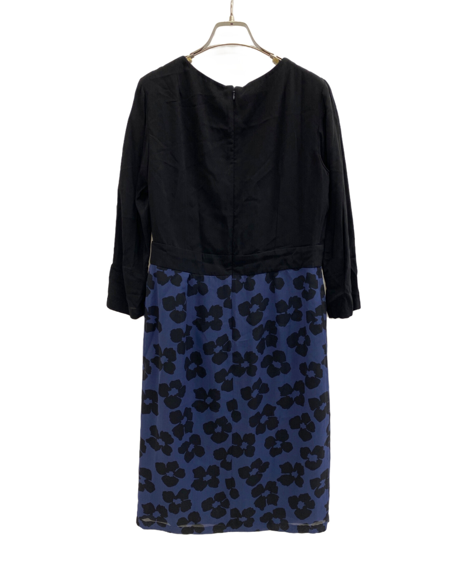 美品 Dries Van Noten ドリスヴァンノッテン フラワープリント シルク100％ ノースリーブ 膝丈 セール！dries van noten ワンピース　36