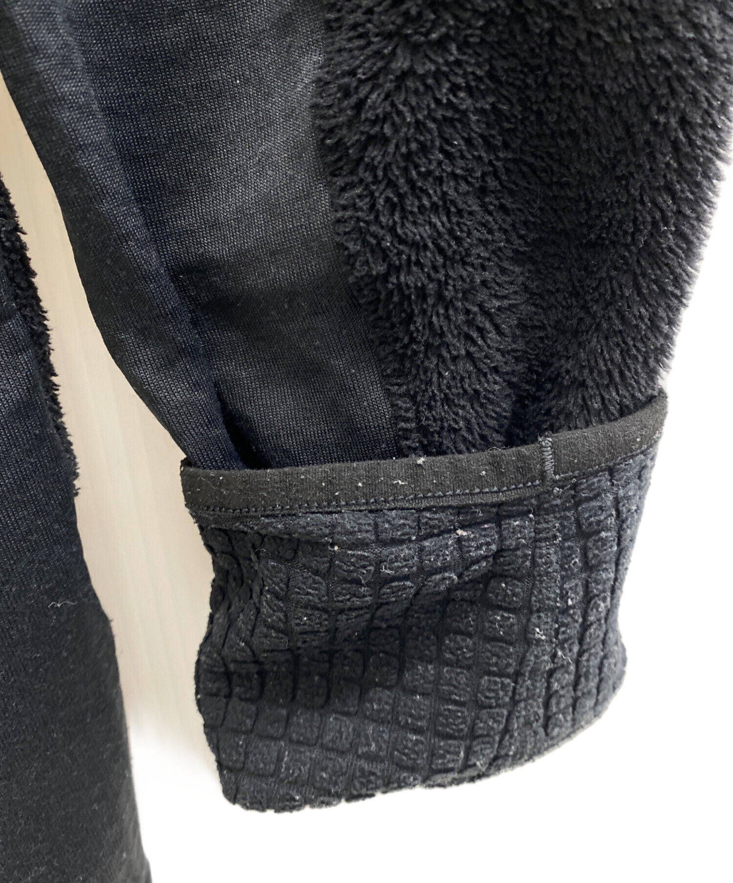 入手困難✨ Patagonia R2 フリース 2015 黒 Mサイズ 中古・古着通販】Patagonia (パタゴニア) R2フリースジャケット