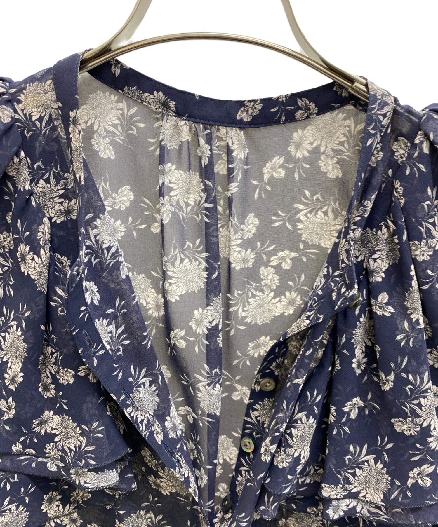 中古・古着通販】ANAYI (アナイ) ラインフラワープリントラッフルソデ