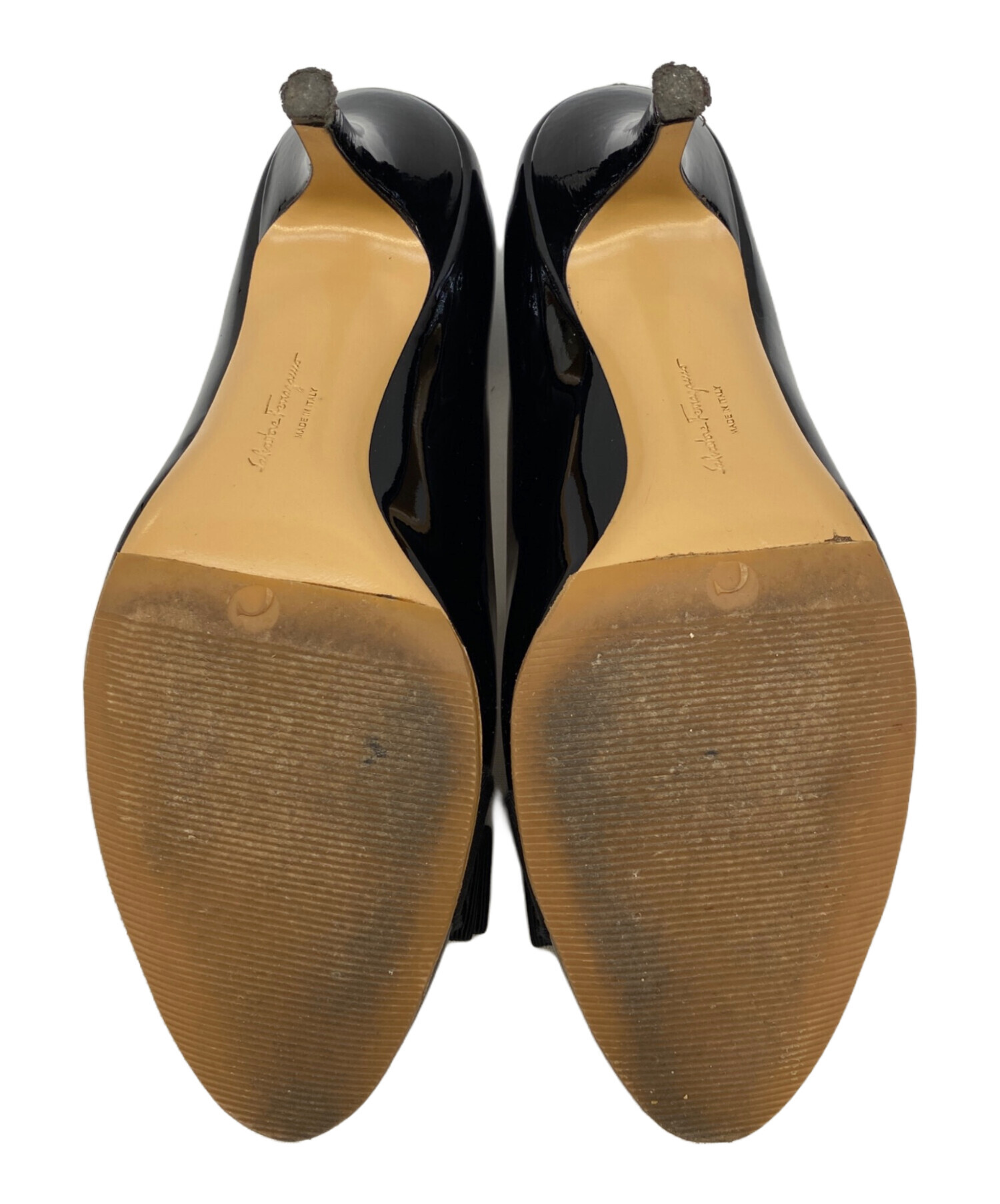 Salvatore Ferragamo CARLA 70 ベージュ FERRAGAMO フェラガモ パンプス CARLA 70 レディース 7cmヒール