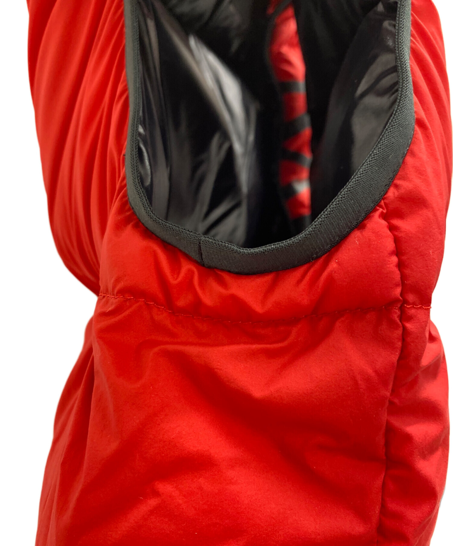 中古・古着通販】MONCLER (モンクレール) ダウンベスト レッド サイズ