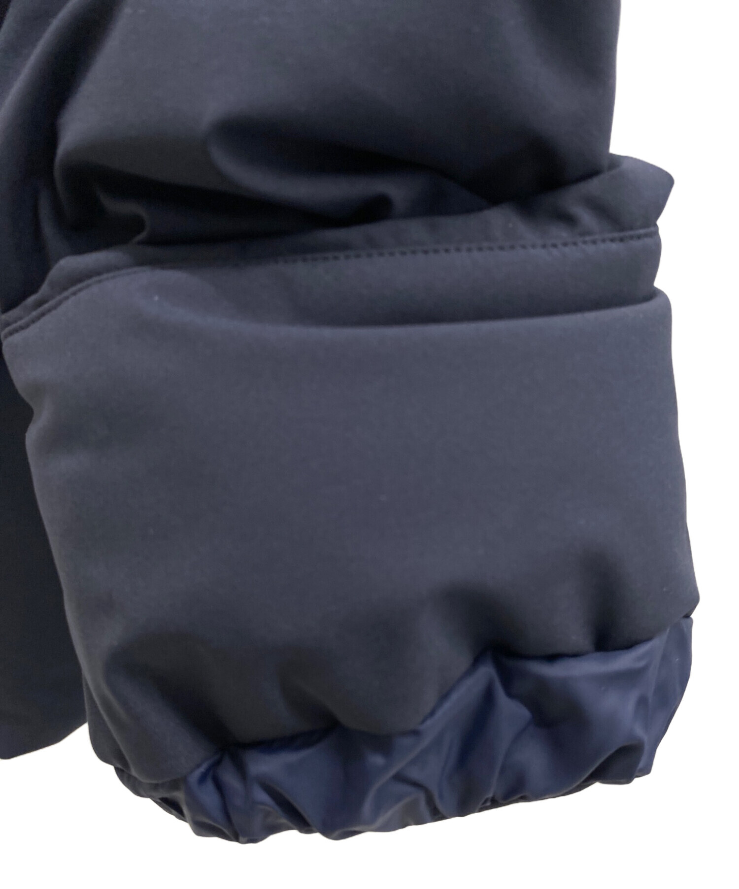 中古・古着通販】UNIQLO (ユニクロ) シームレスダウン 2024年モデル 中古・古着通販】UNIQLO (ユニクロ) シームレスダウン 2024年モデル