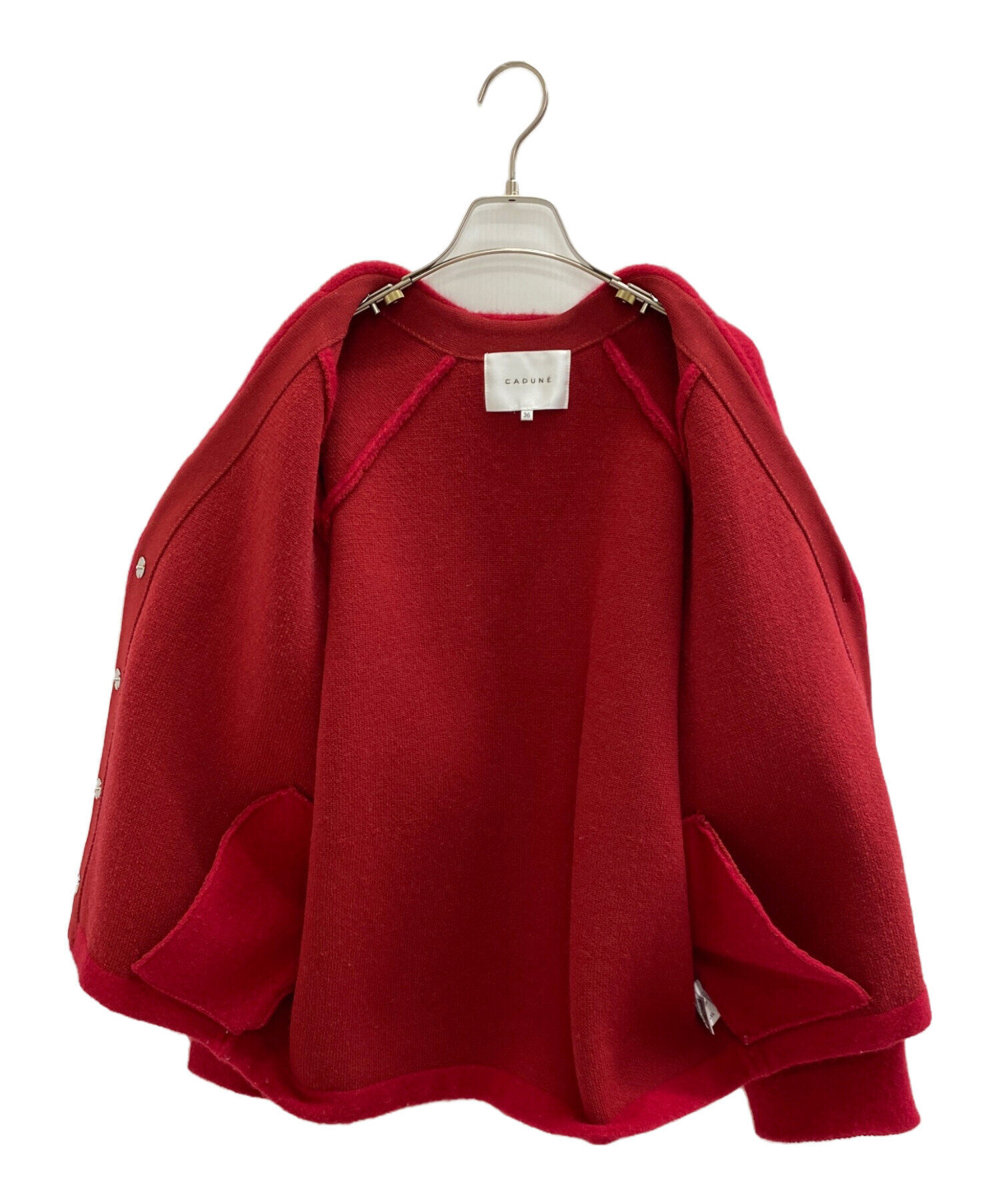 中古・古着通販】CADUNE (カデュネ) ふわふわVカーデ レッド サイズ:36