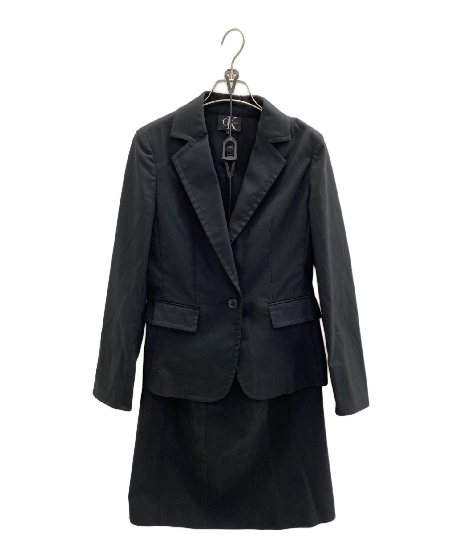 近年モデル/美品 カルバンクライン スーツ セットアップ Lサイズ ブラック 中古・古着通販】Calvin Klein (カルバンクライン) セットアップスーツ