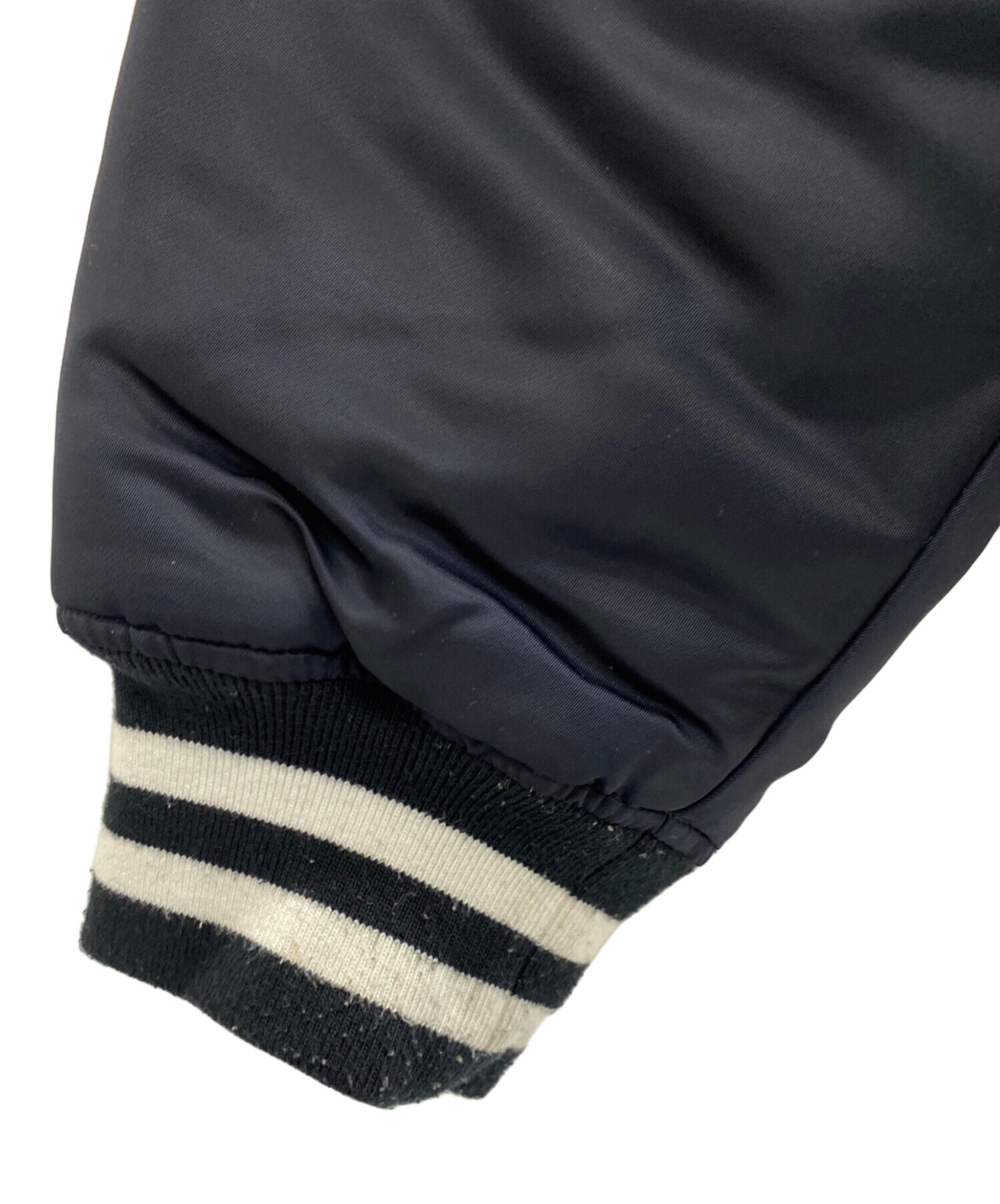 中古・古着通販】Champion (チャンピオン) スタジャン ブラック サイズ