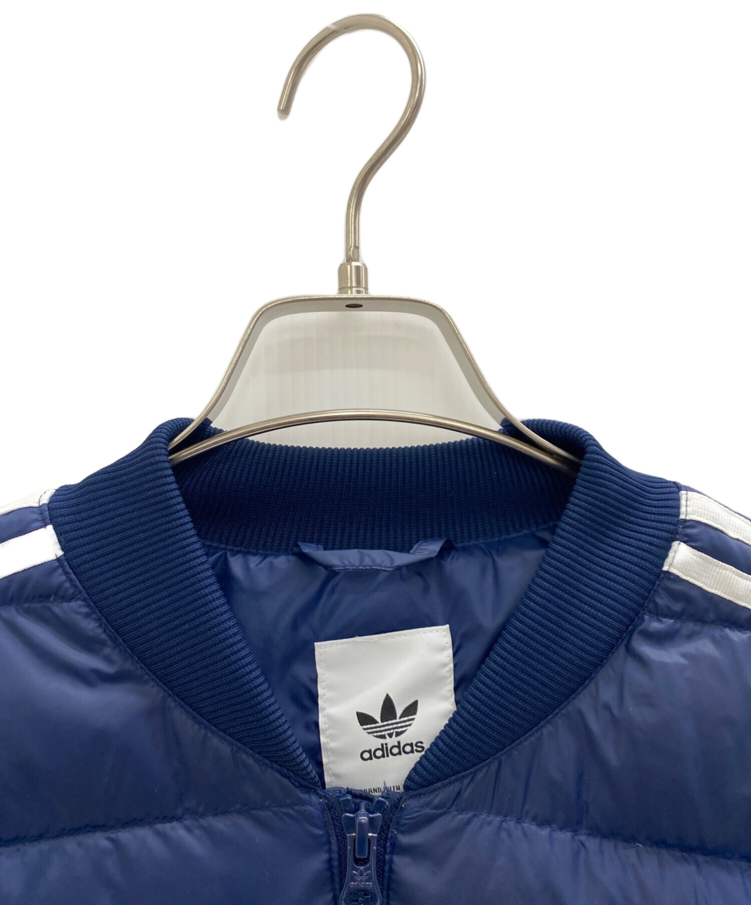 中古・古着通販】adidas (アディダス) ダウンジャケット ブルー サイズ 