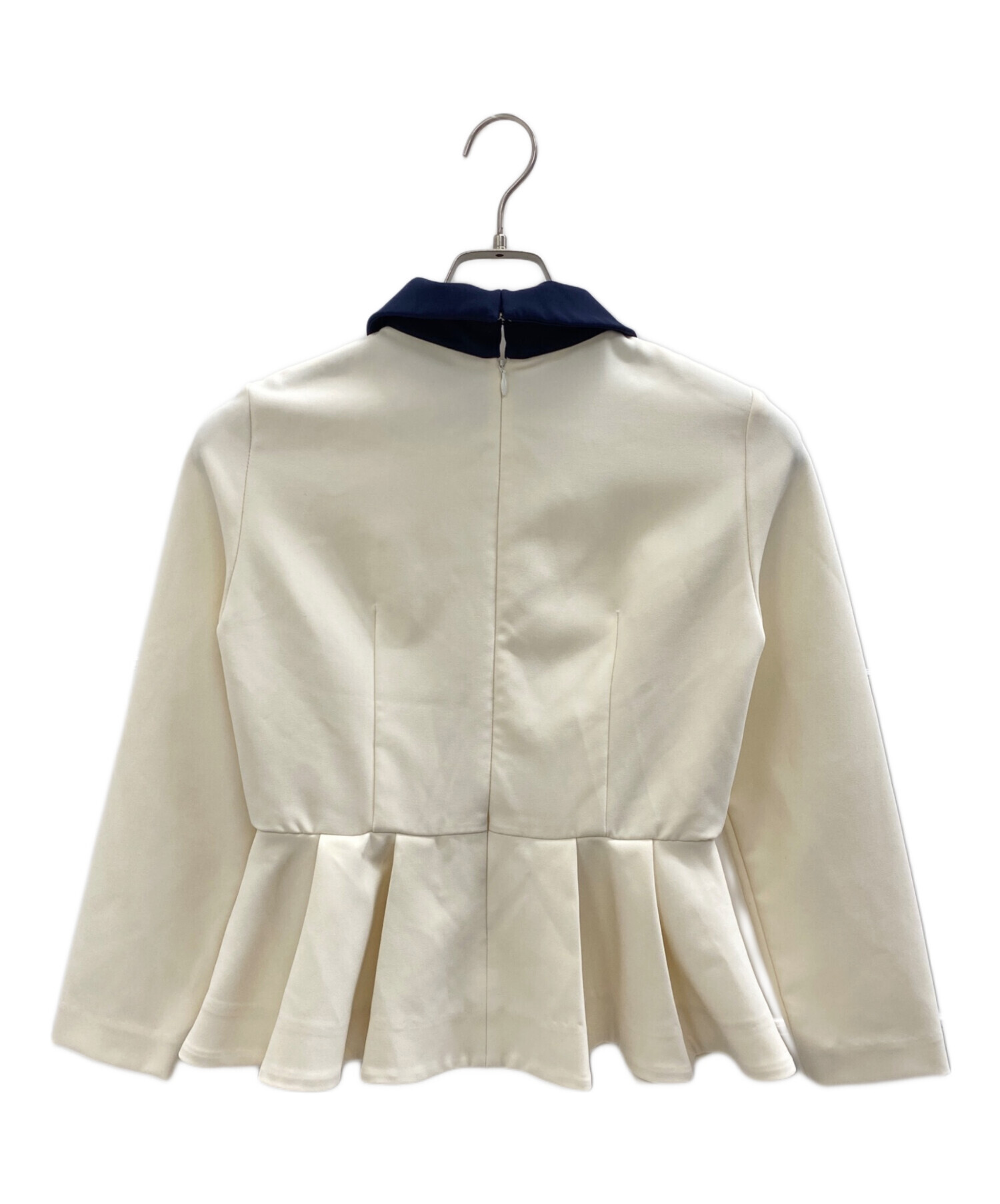 ジェンヌ 長袖カットソー 中古・古着通販】JENNE (ジェンヌ) 長袖カットソー アイボリー サイズ