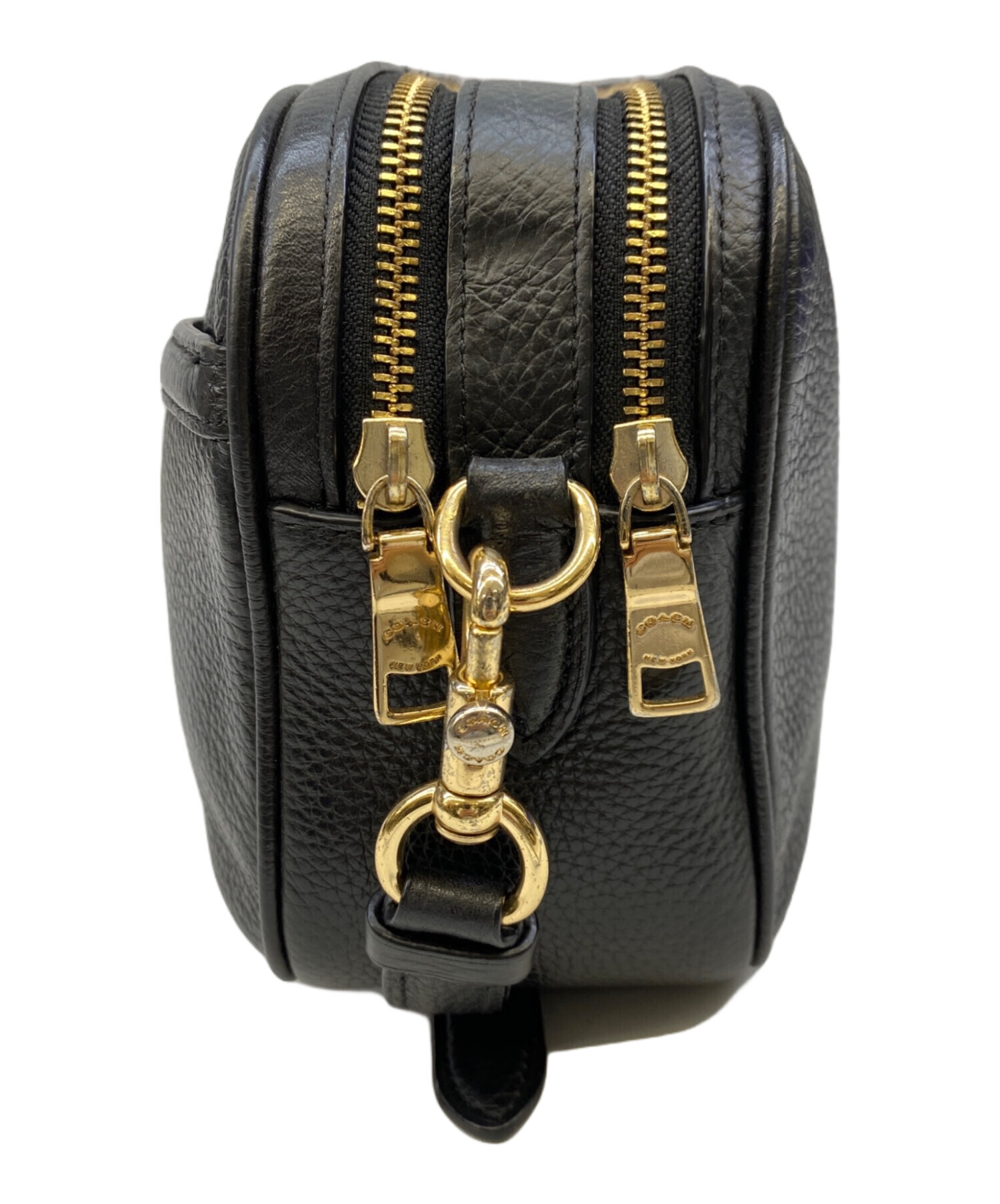 未使用 COACH ブラック ショルダーバッグ 中古・古着通販】COACH (コーチ) ショルダーバッグ ブラック｜ブランド