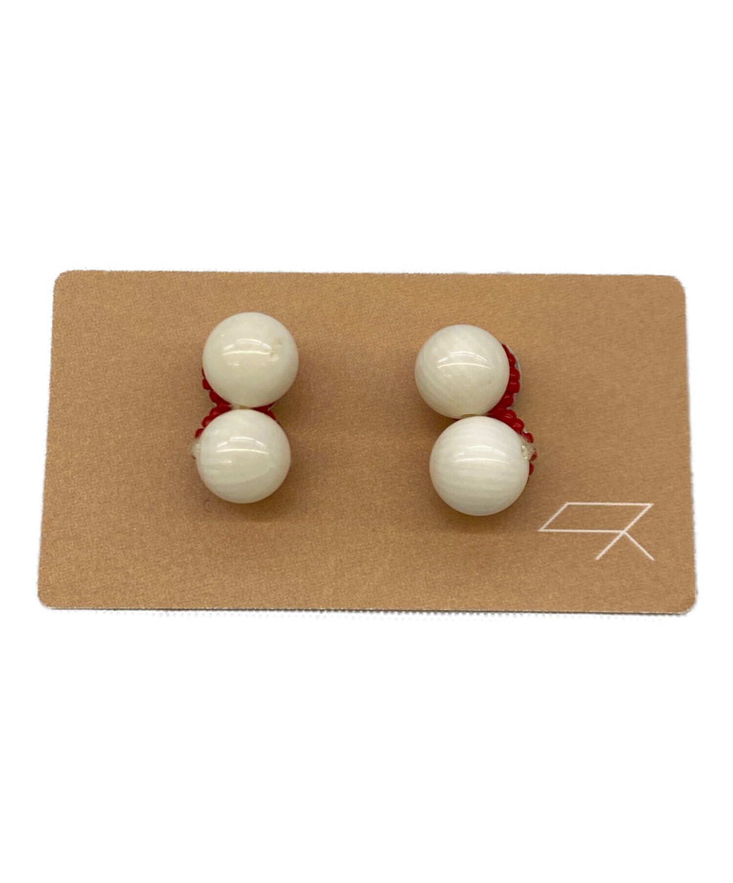未使用□tamas/ タマスピアス＊独立したが、途方に暮れている様 中古・古着通販】tamas (タマデンシコウギョウ) ピアス ホワイト