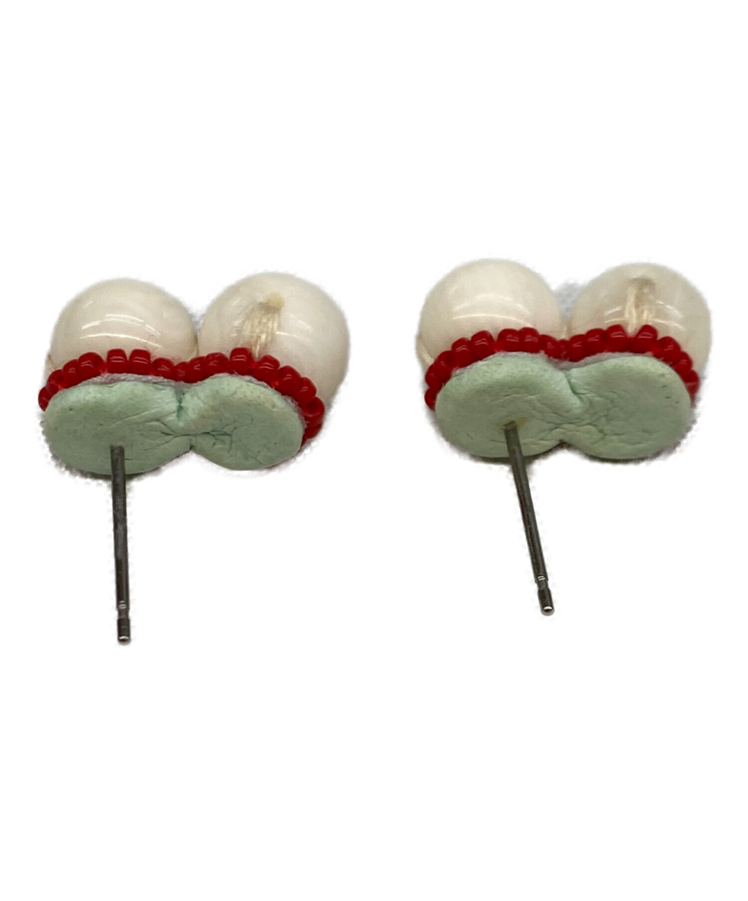 未使用□tamas/ タマスピアス＊独立したが、途方に暮れている様 中古・古着通販】tamas (タマデンシコウギョウ) ピアス ホワイト