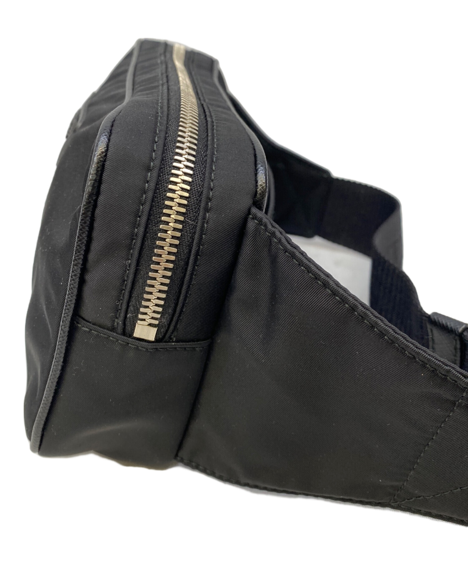 中古・古着通販】PRADA (プラダ) ウエストバッグ ブラック｜ブランド
